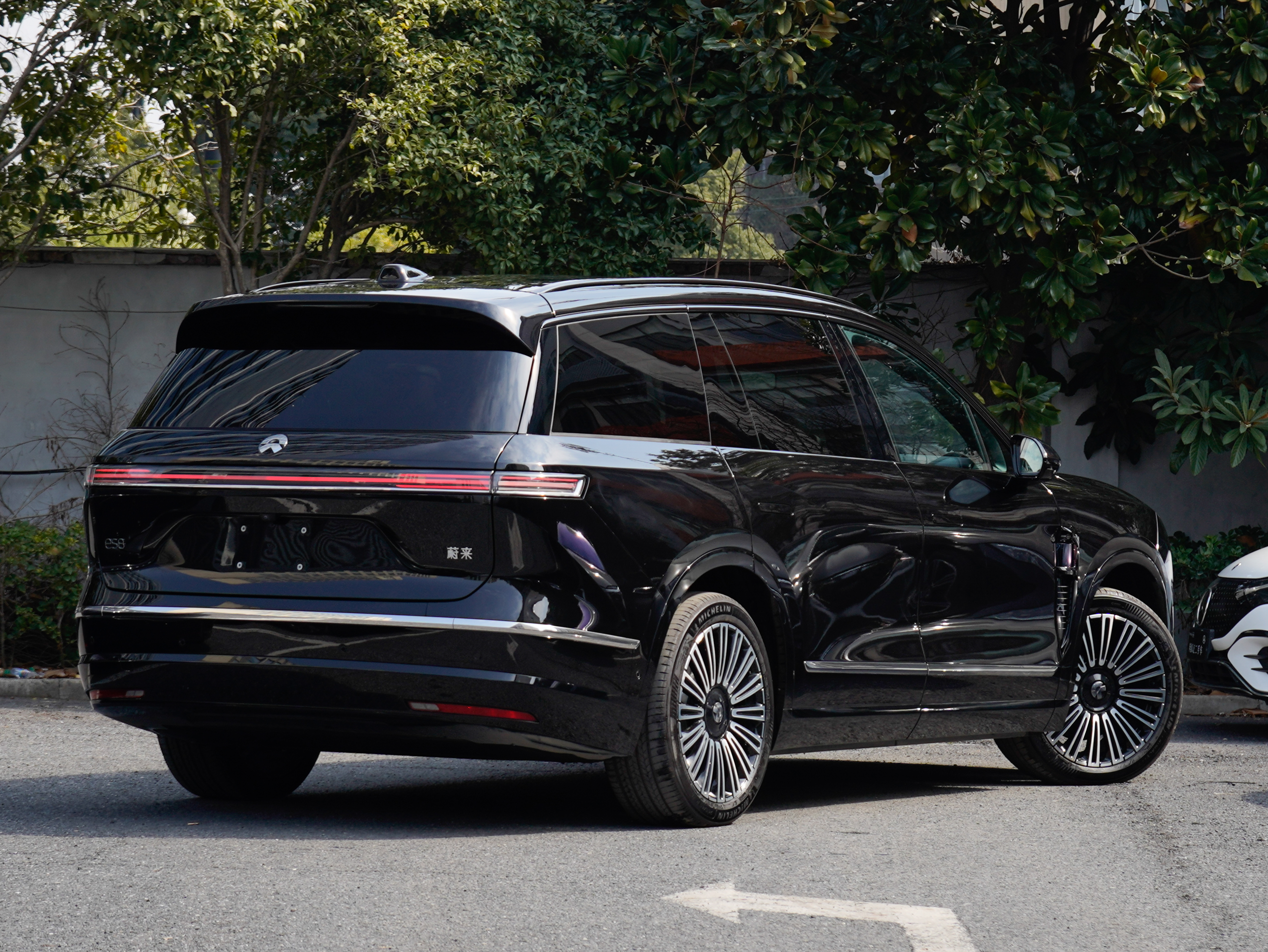 蔚来 蔚来ES8 2025 汽车图片 #6