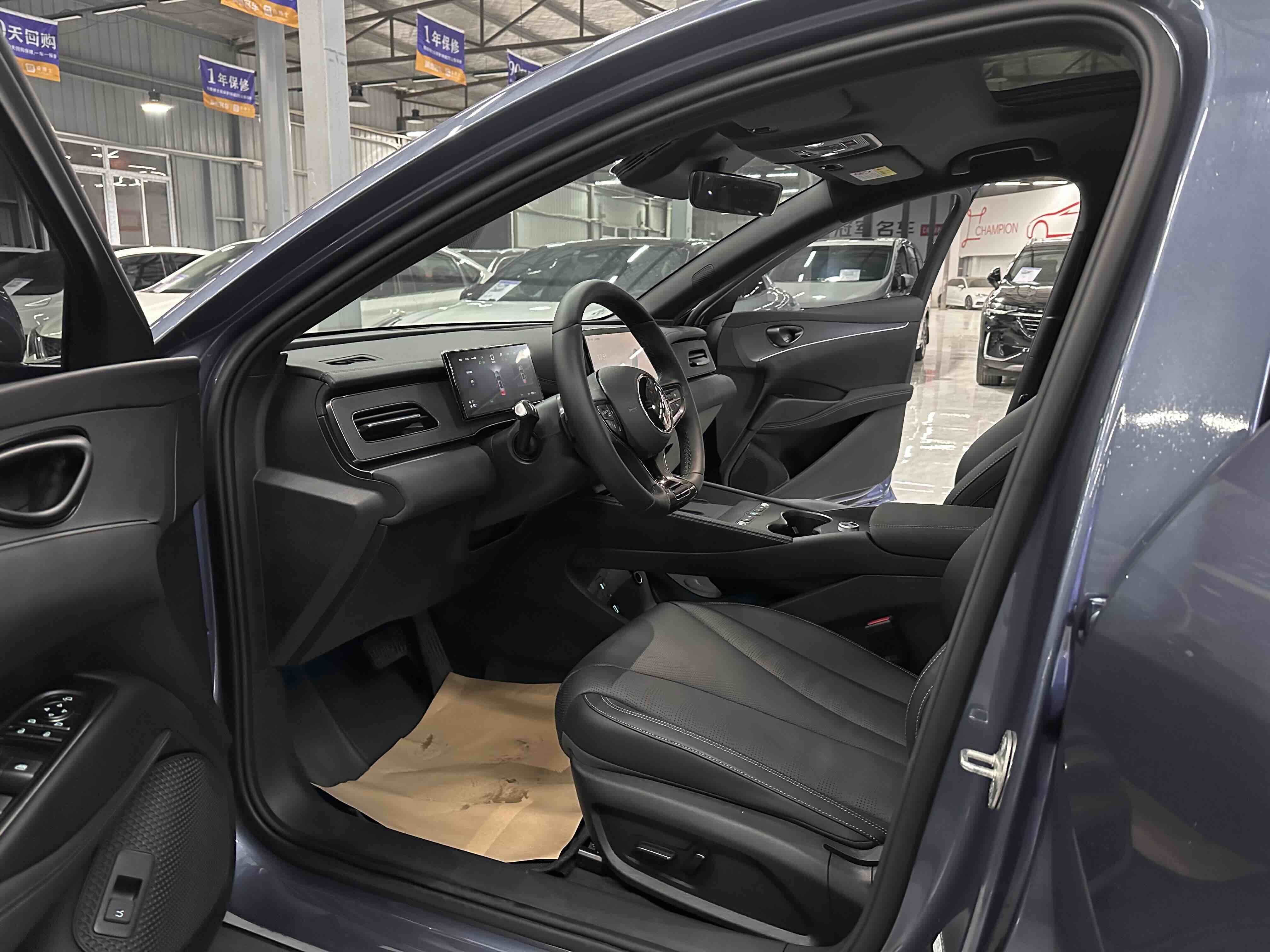 BYD Seal 06 DM-i 2025 car image #6