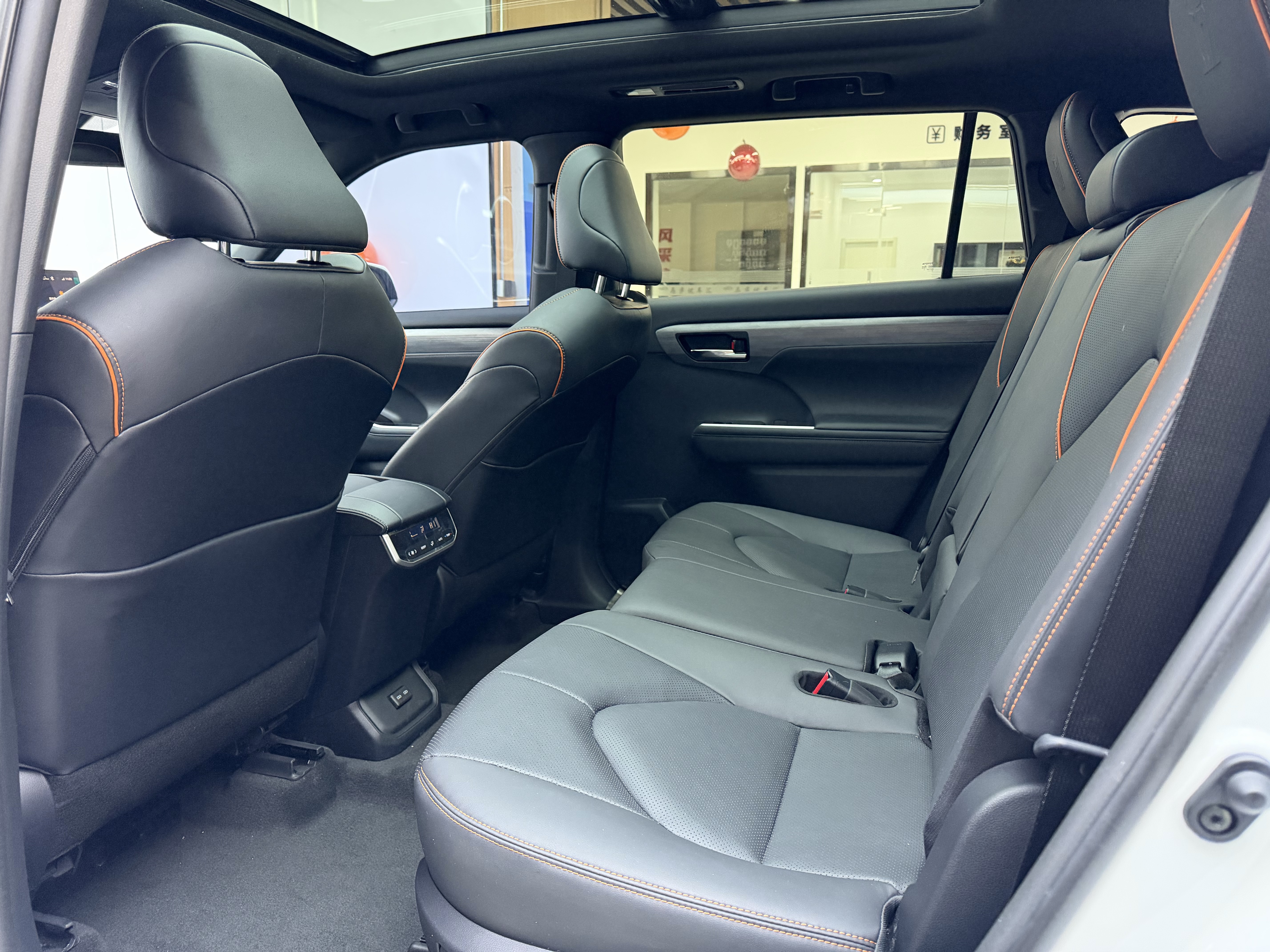 Toyota Crown Kluger 2025 car image #6