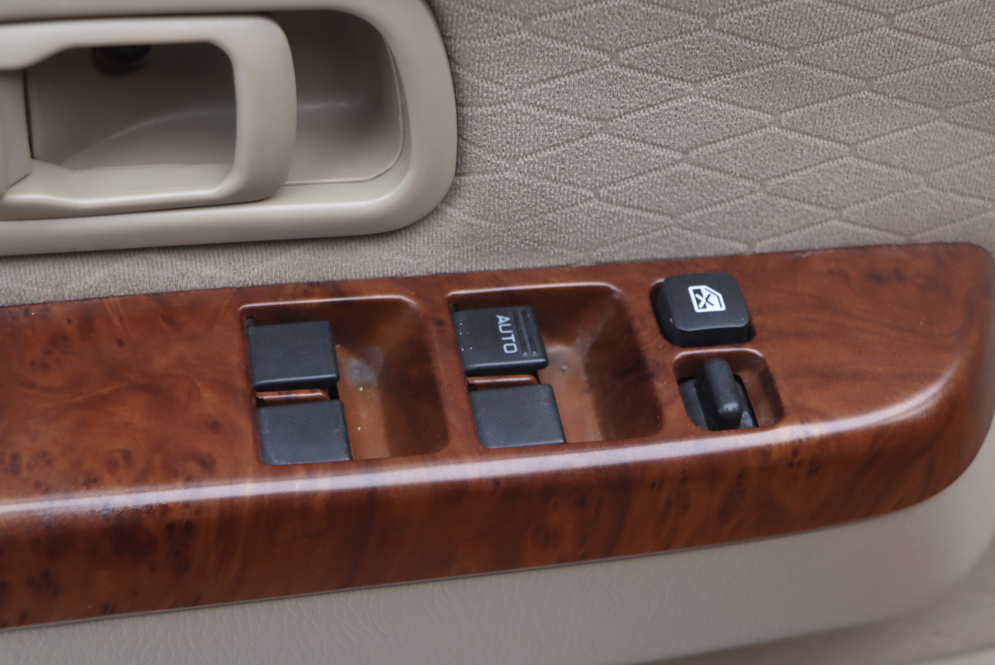 日产 日产ZN厢式车 2016 汽车图片 #6