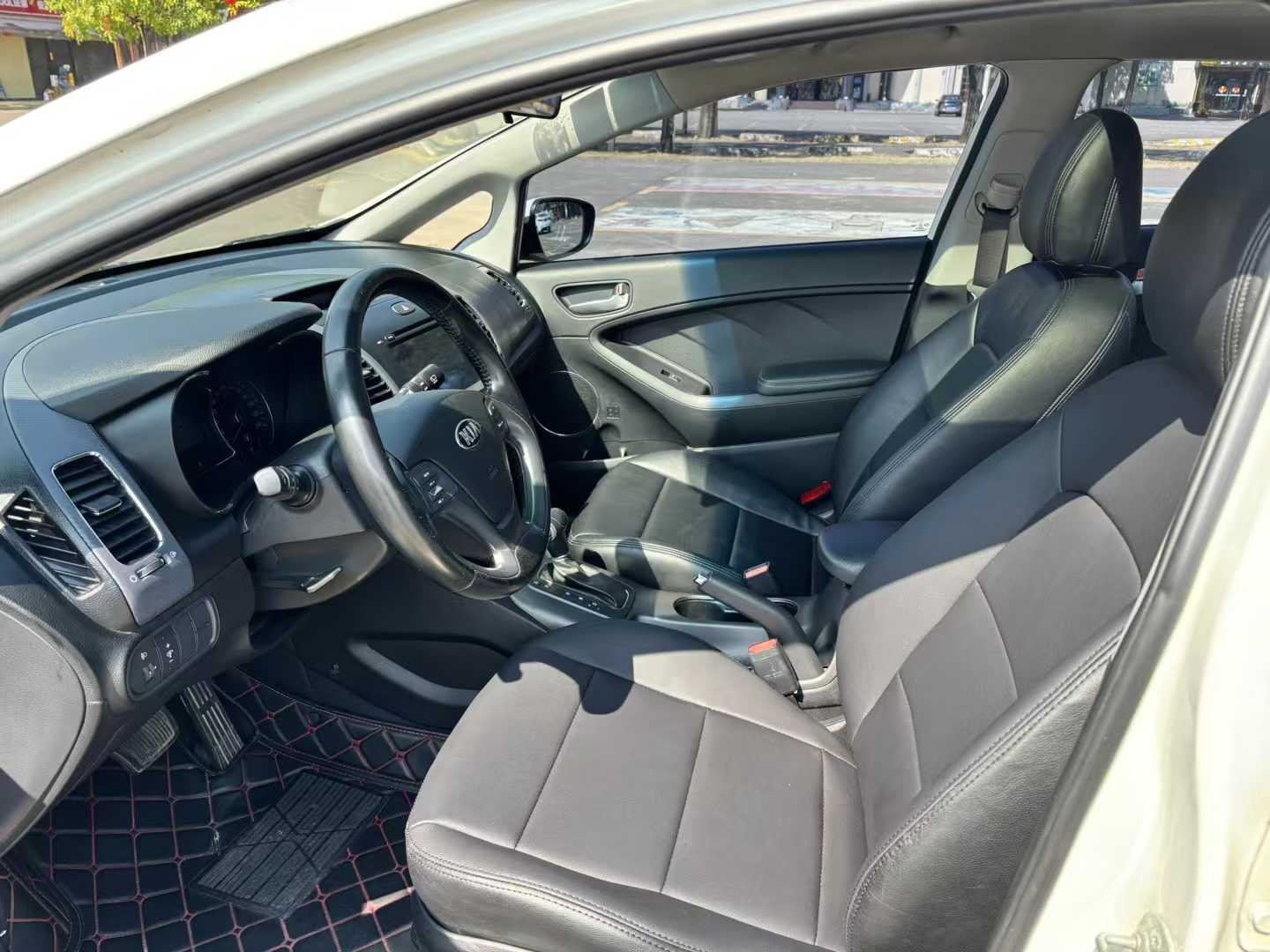 Kia Forte Koup 2016 изображение автомобиля #6