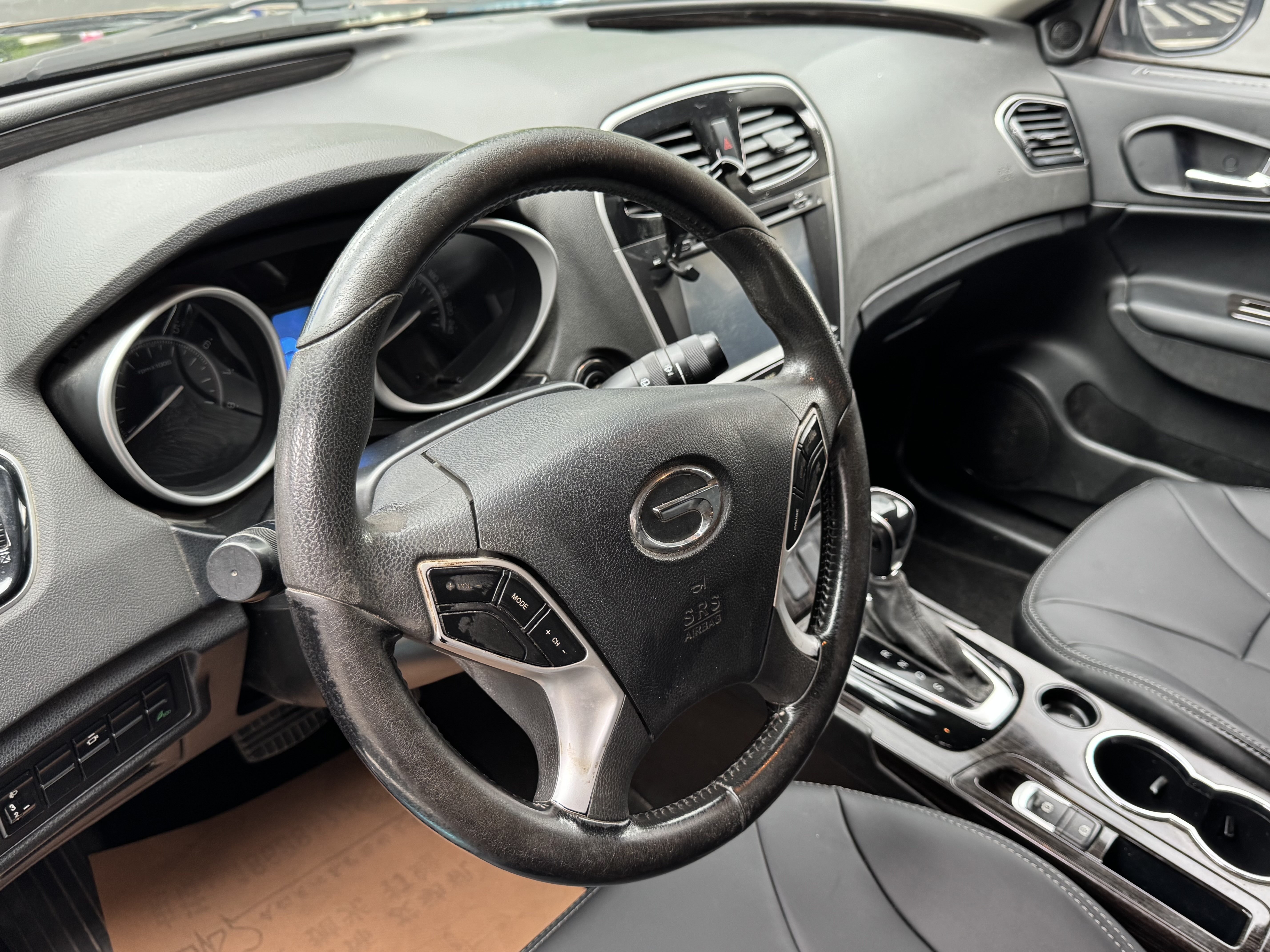 GAC Trumpchi GS5 Super 2016 car image #6