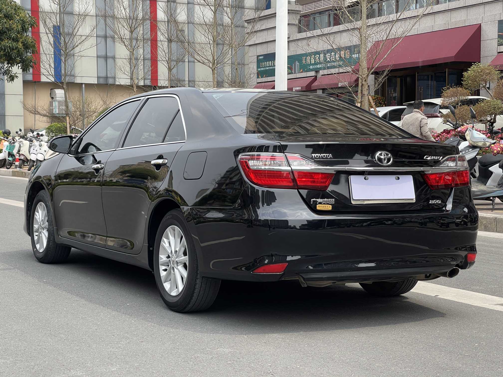 Toyota Camry 2016 car image #6