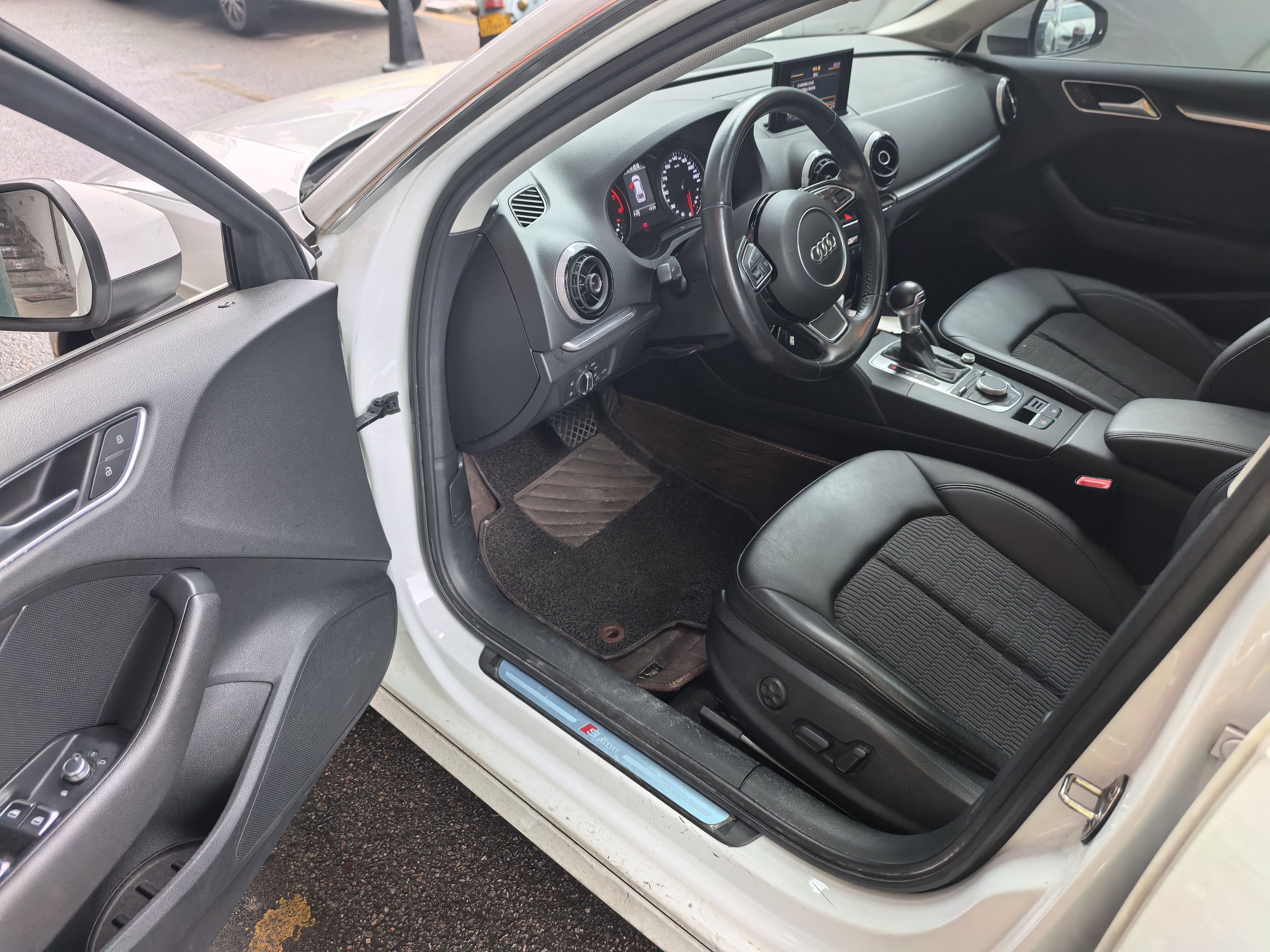 Audi A3 (Imported) 2015 car image #6