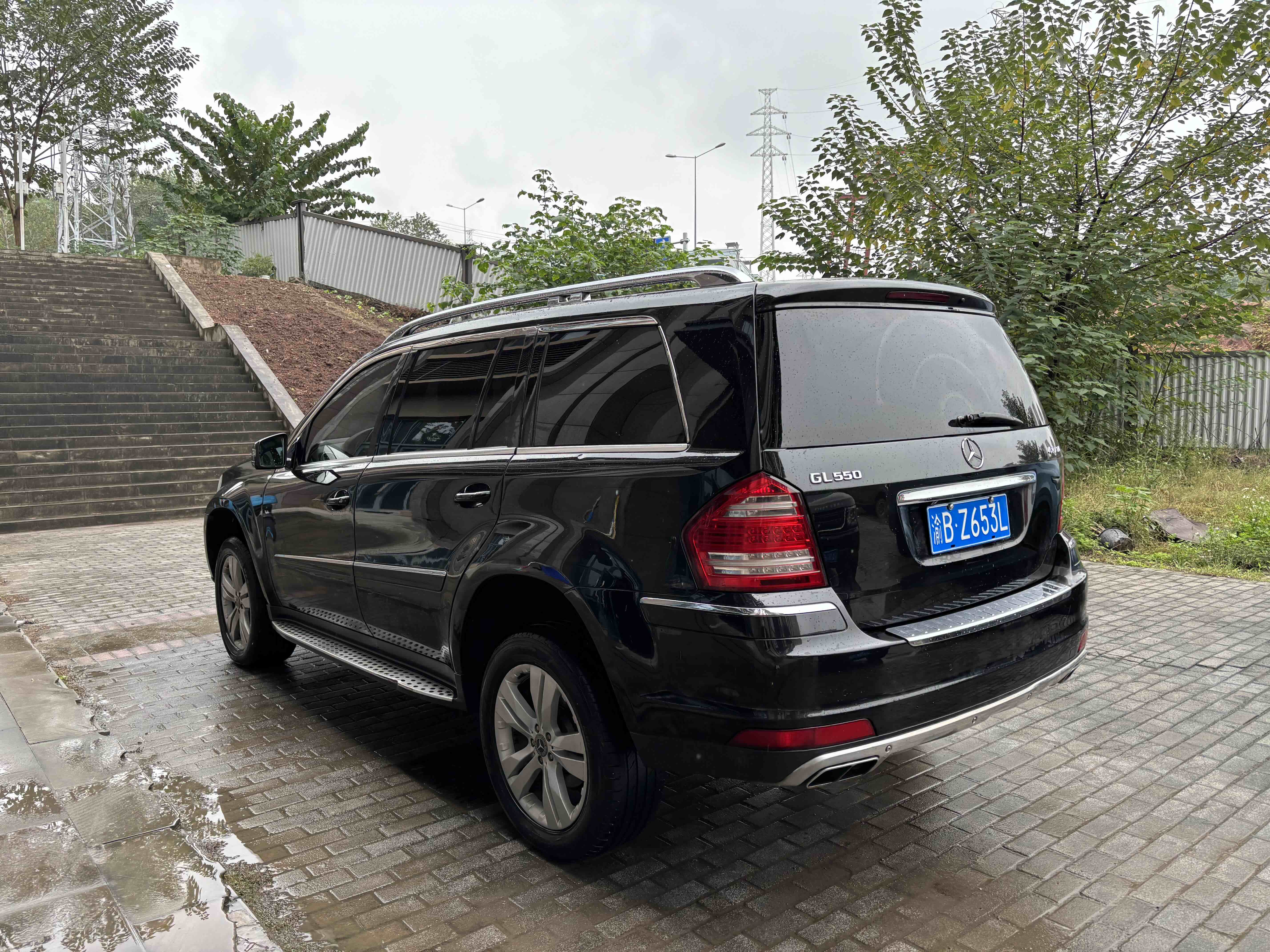 Mercedes-Benz GL Class 2011 car image #6