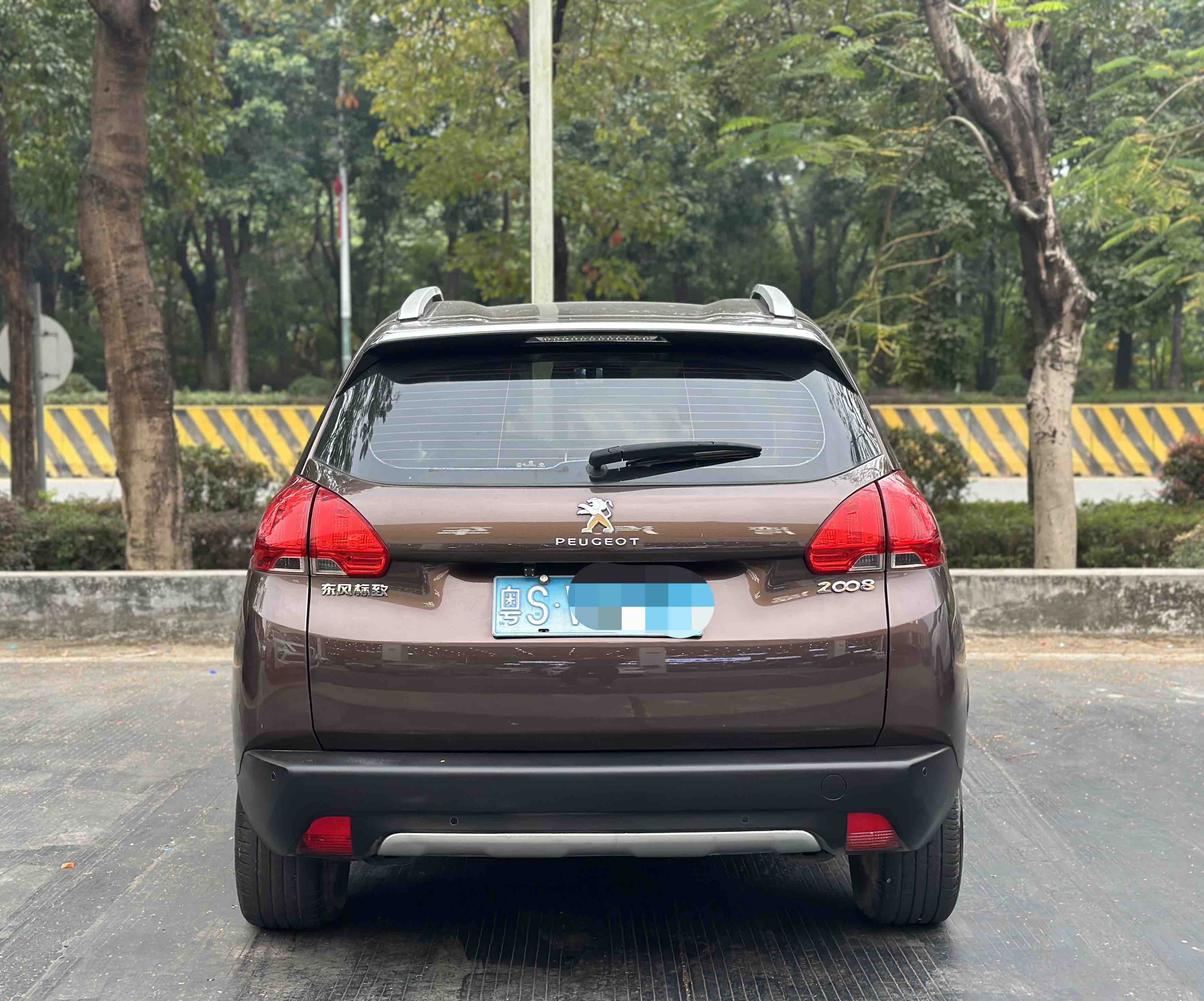 Peugeot 2008 2016 car image #6