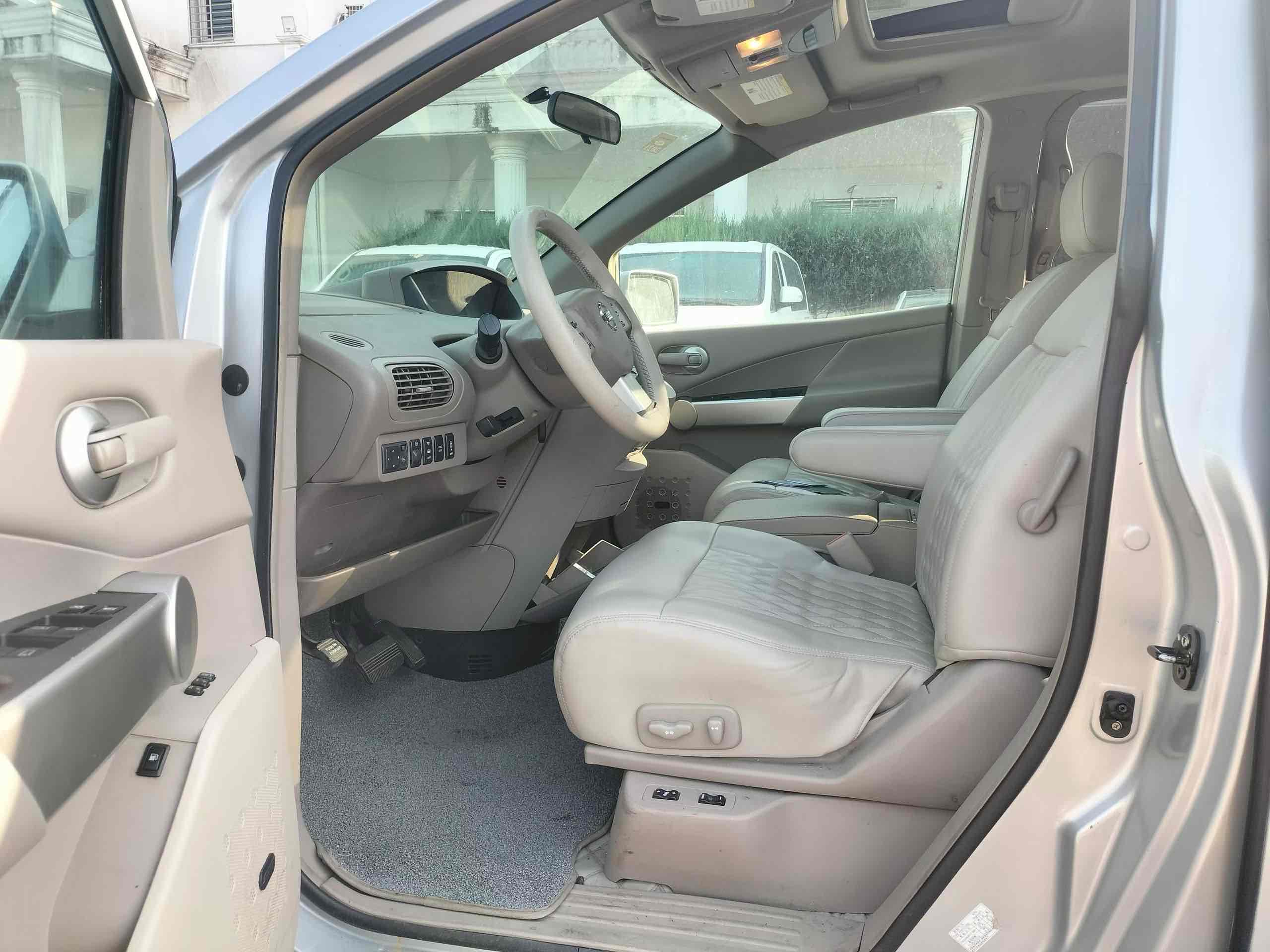 日产 贵士 2005 汽车图片 #6