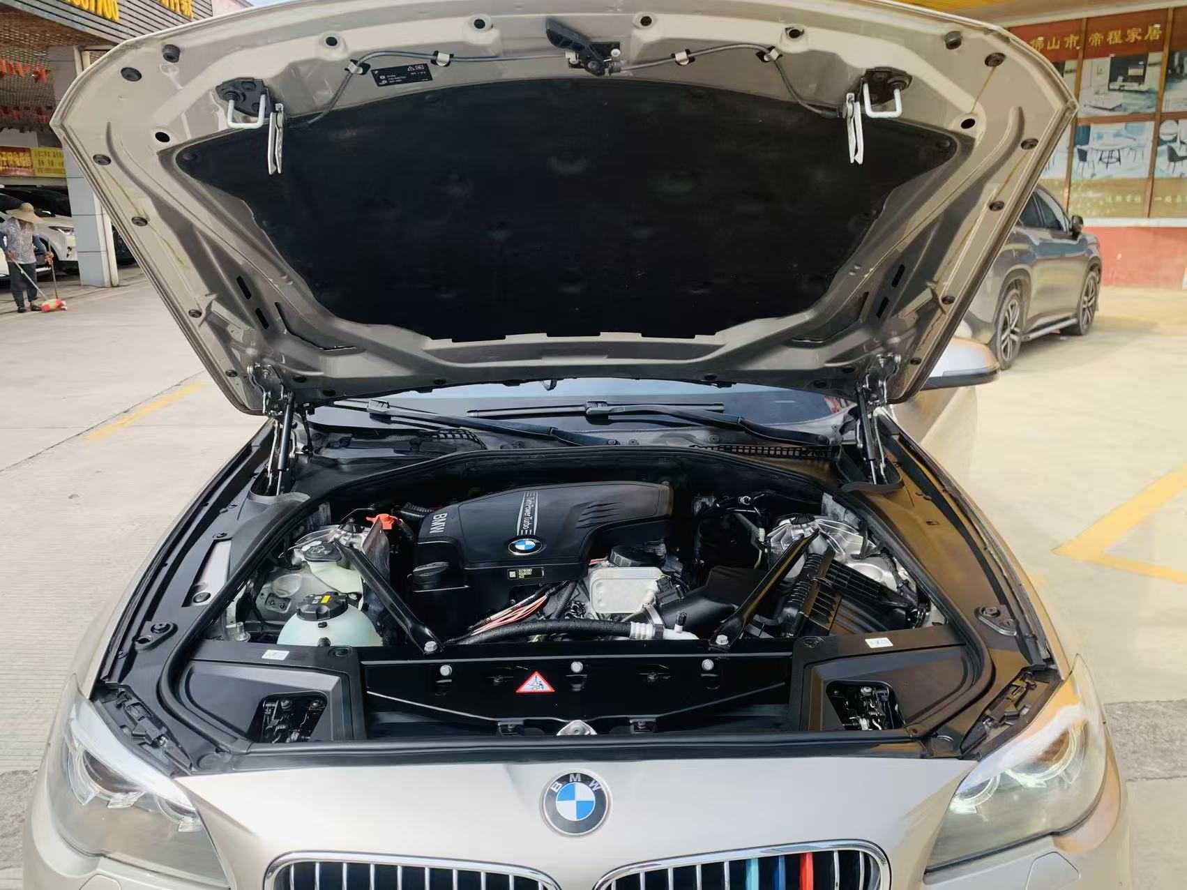 BMW 5 Series 2015 #6 BMW 5 Series 2015 car image #6