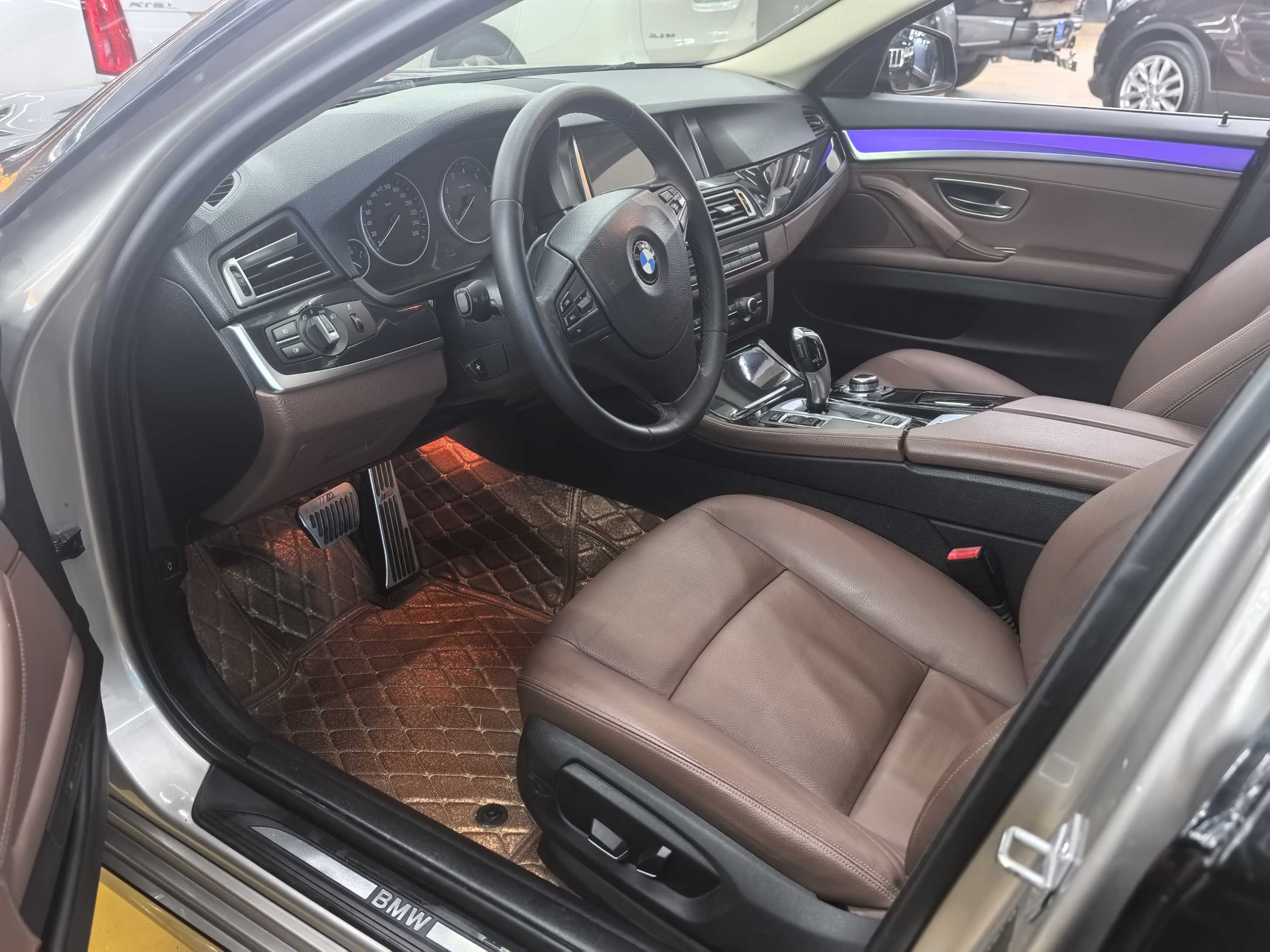BMW 5 Series 2016 car image #6