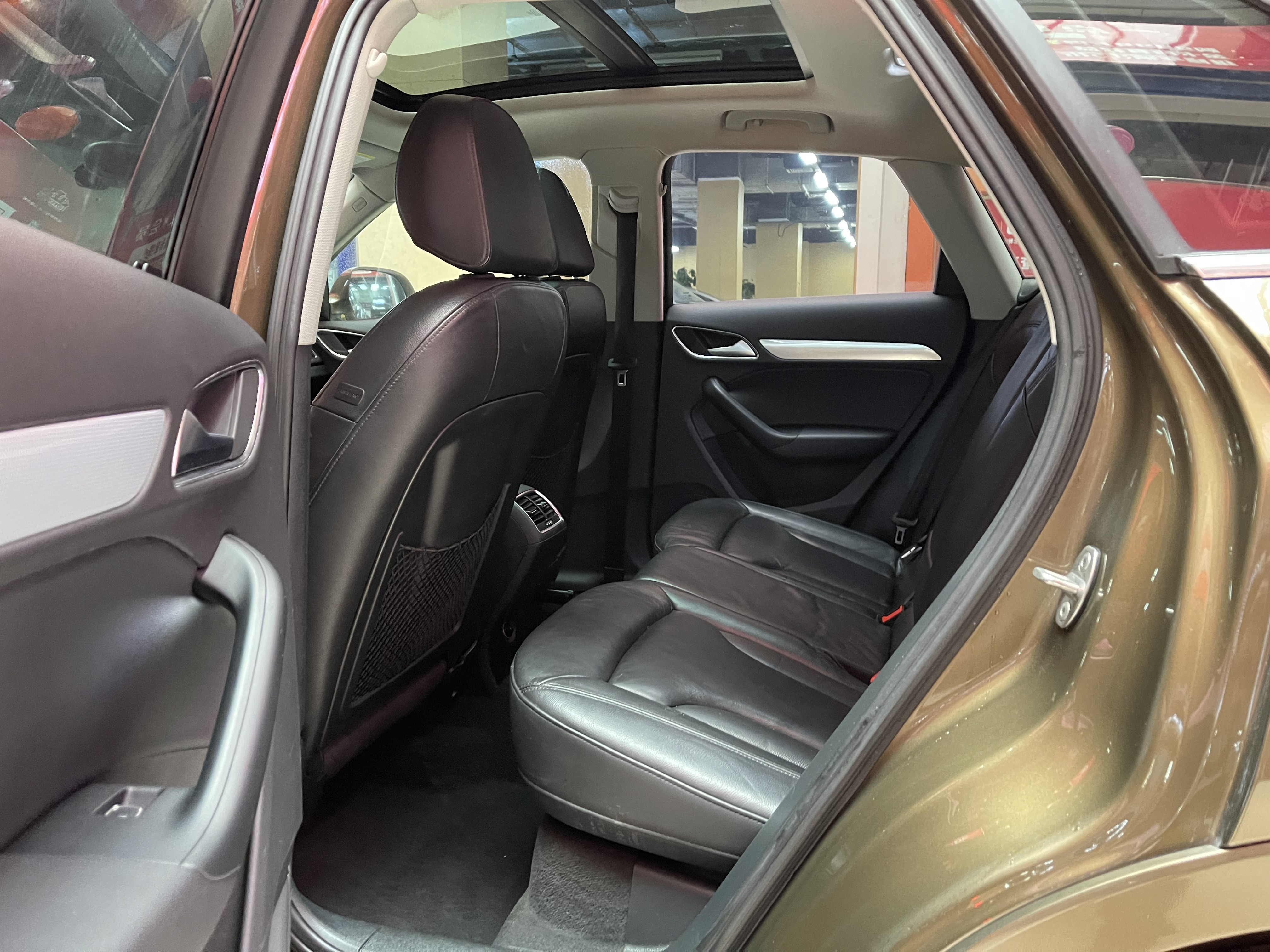 Audi Q3 2015 immagine di auto #6