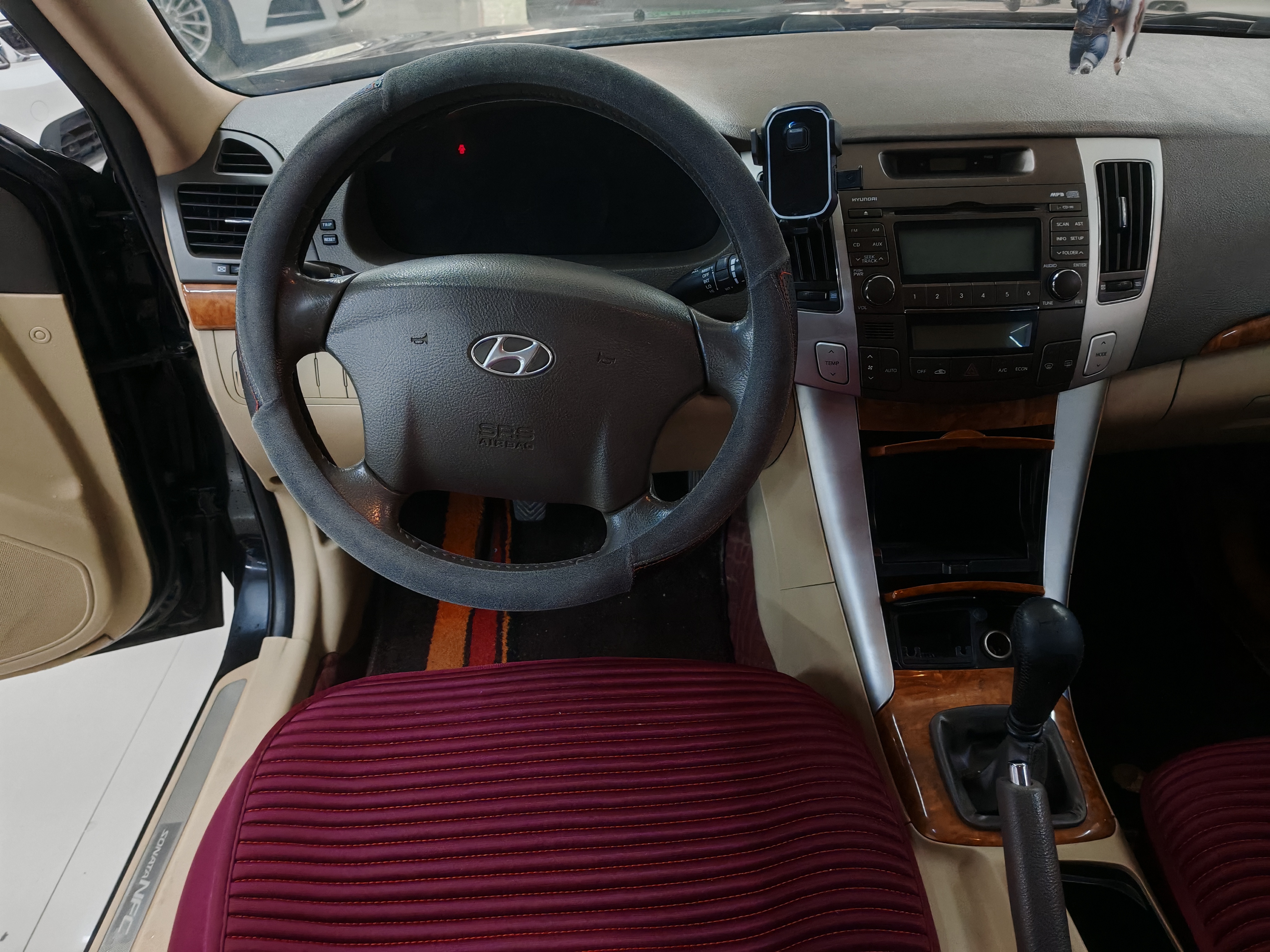 Hyundai Sonata NFC 2010 car image #6