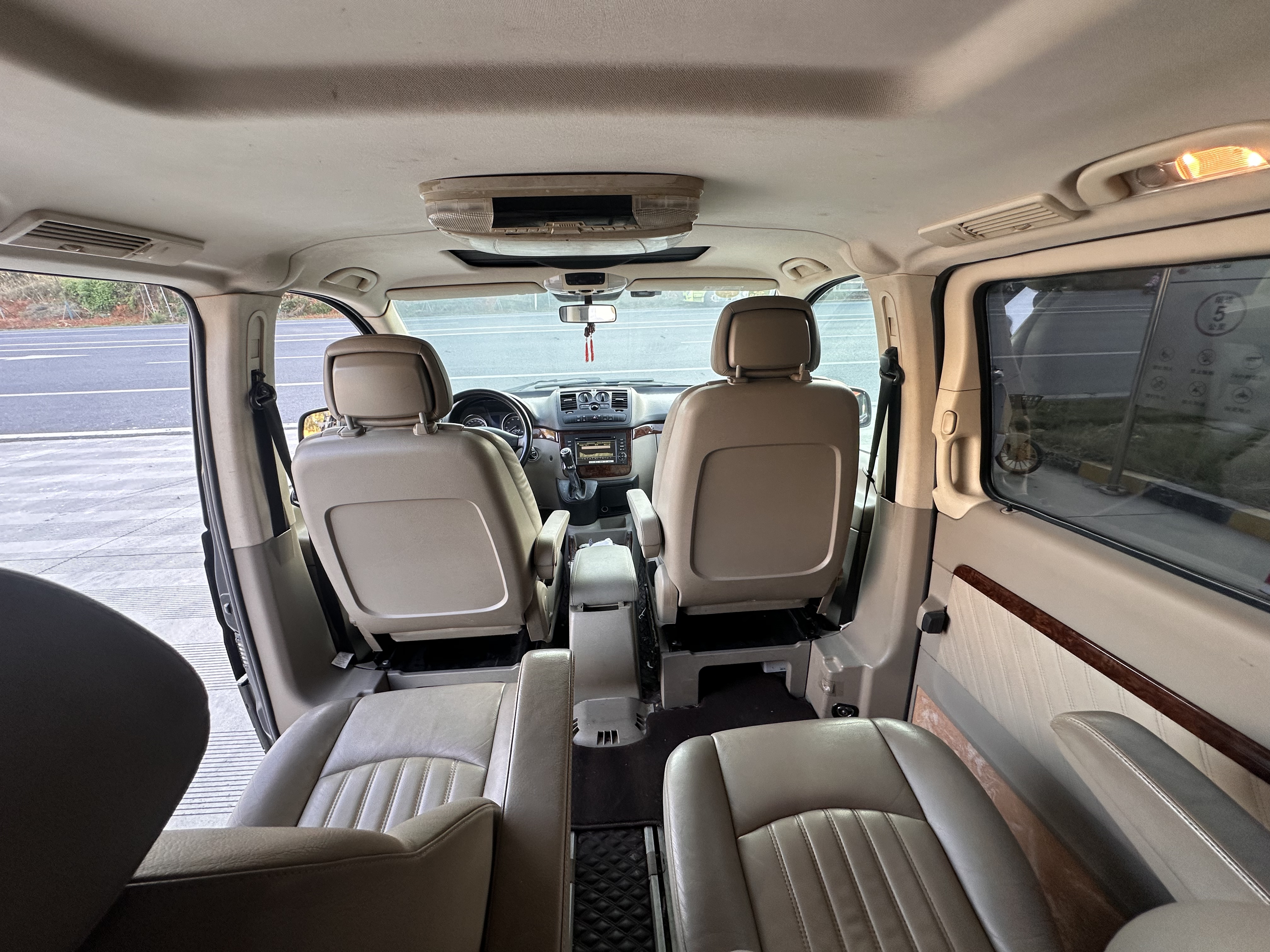 Mercedes-Benz Viano 2012 imagen de coche #6