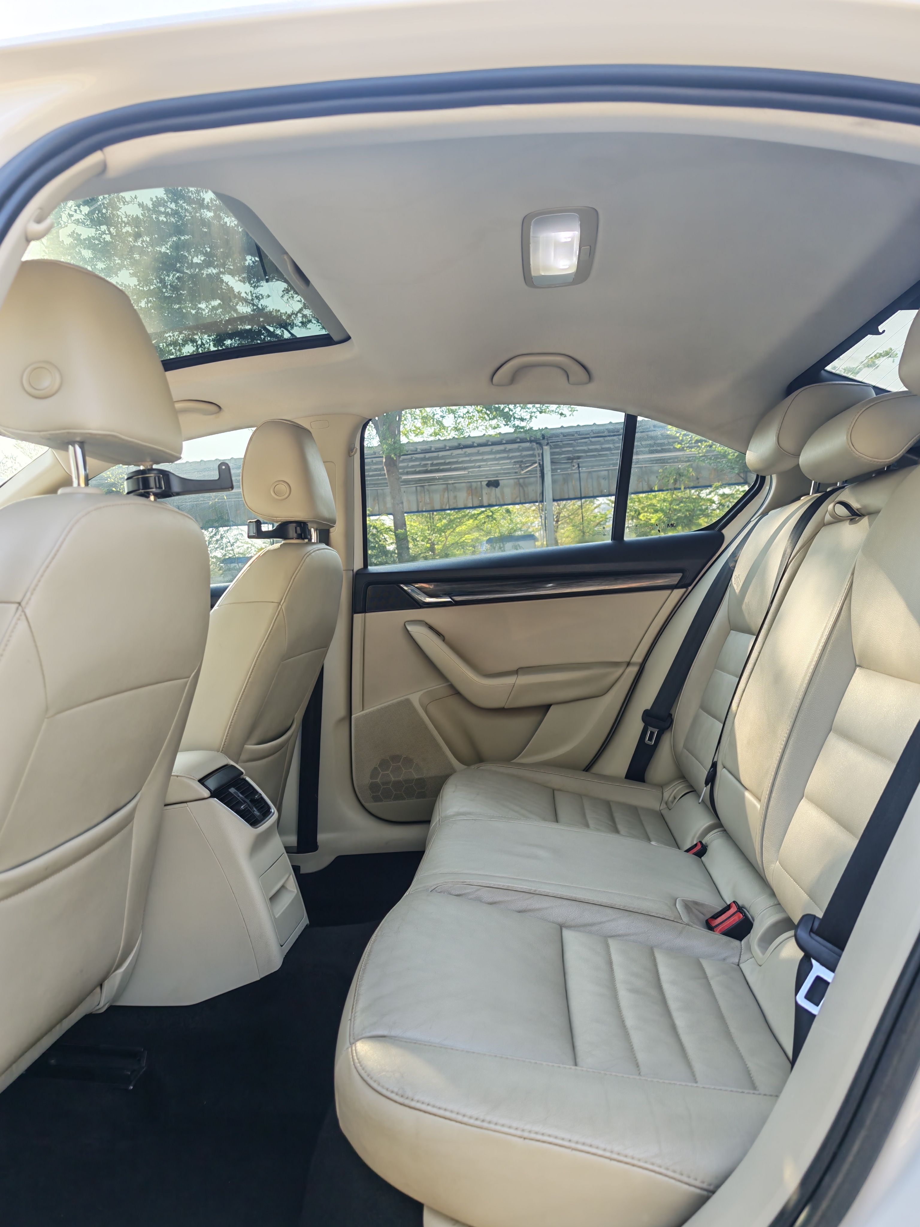 Skoda Octavia 2015 immagine di auto #6