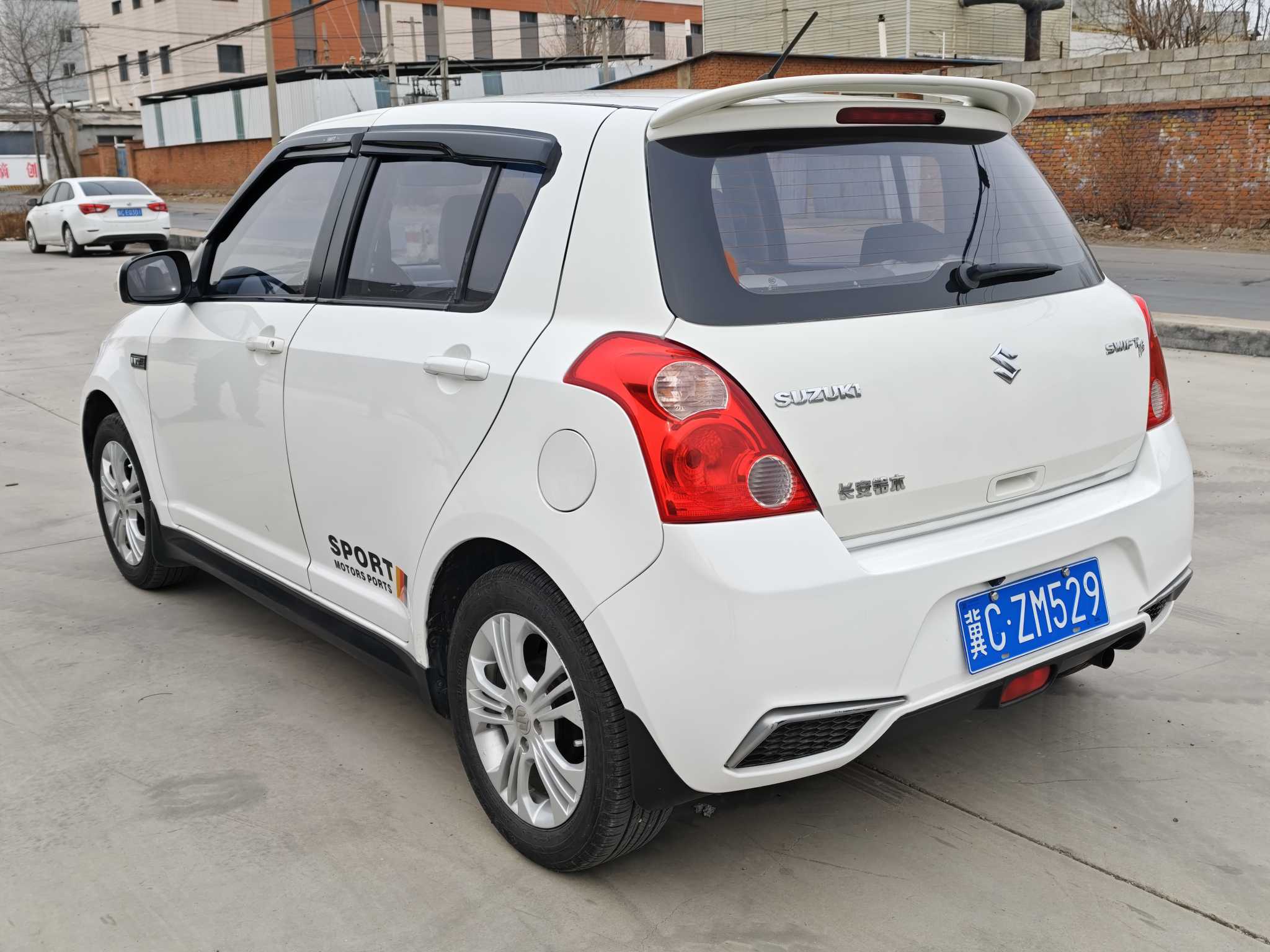 铃木 雨燕 2014 汽车图片 #6