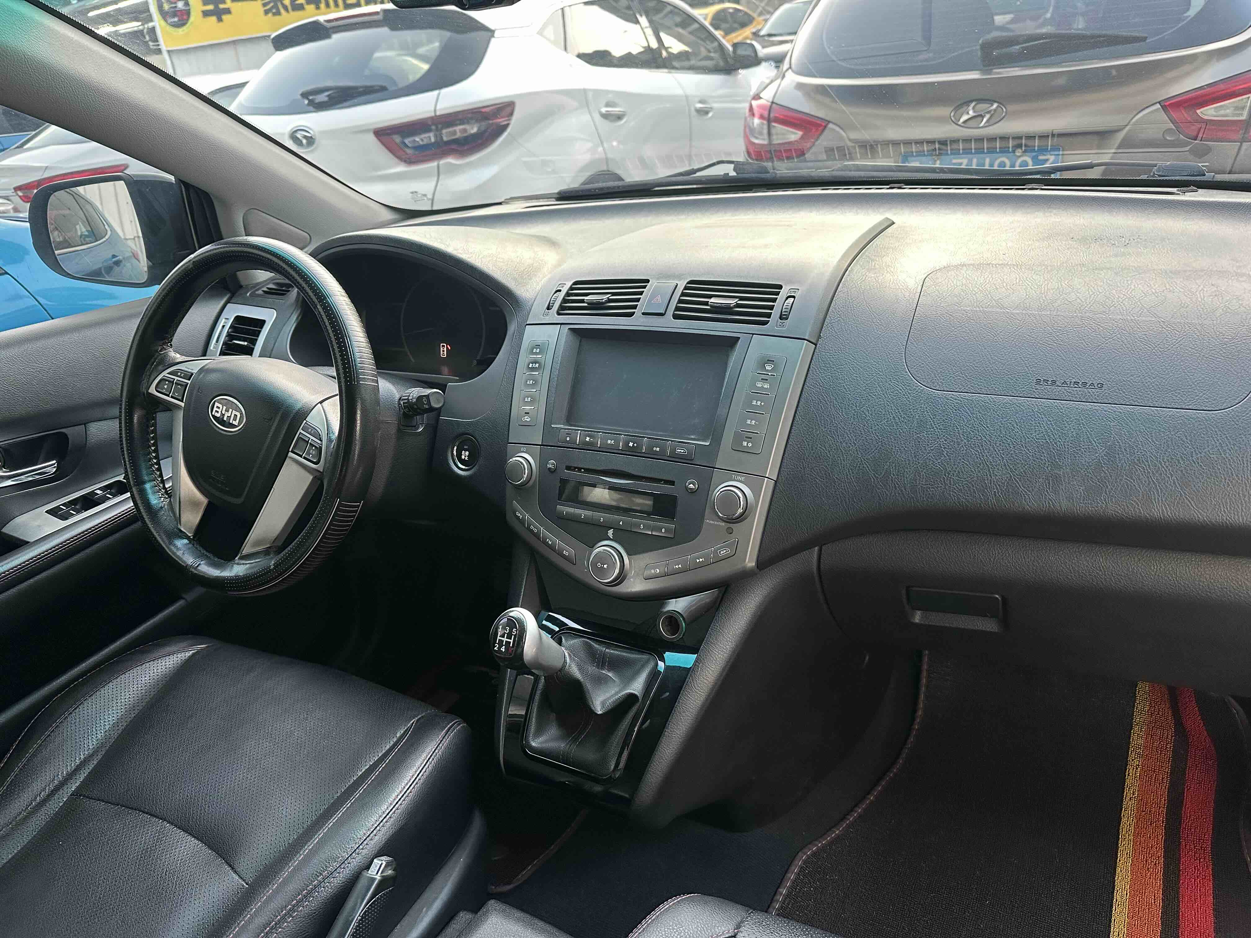 BYD S6 2015 car image #6