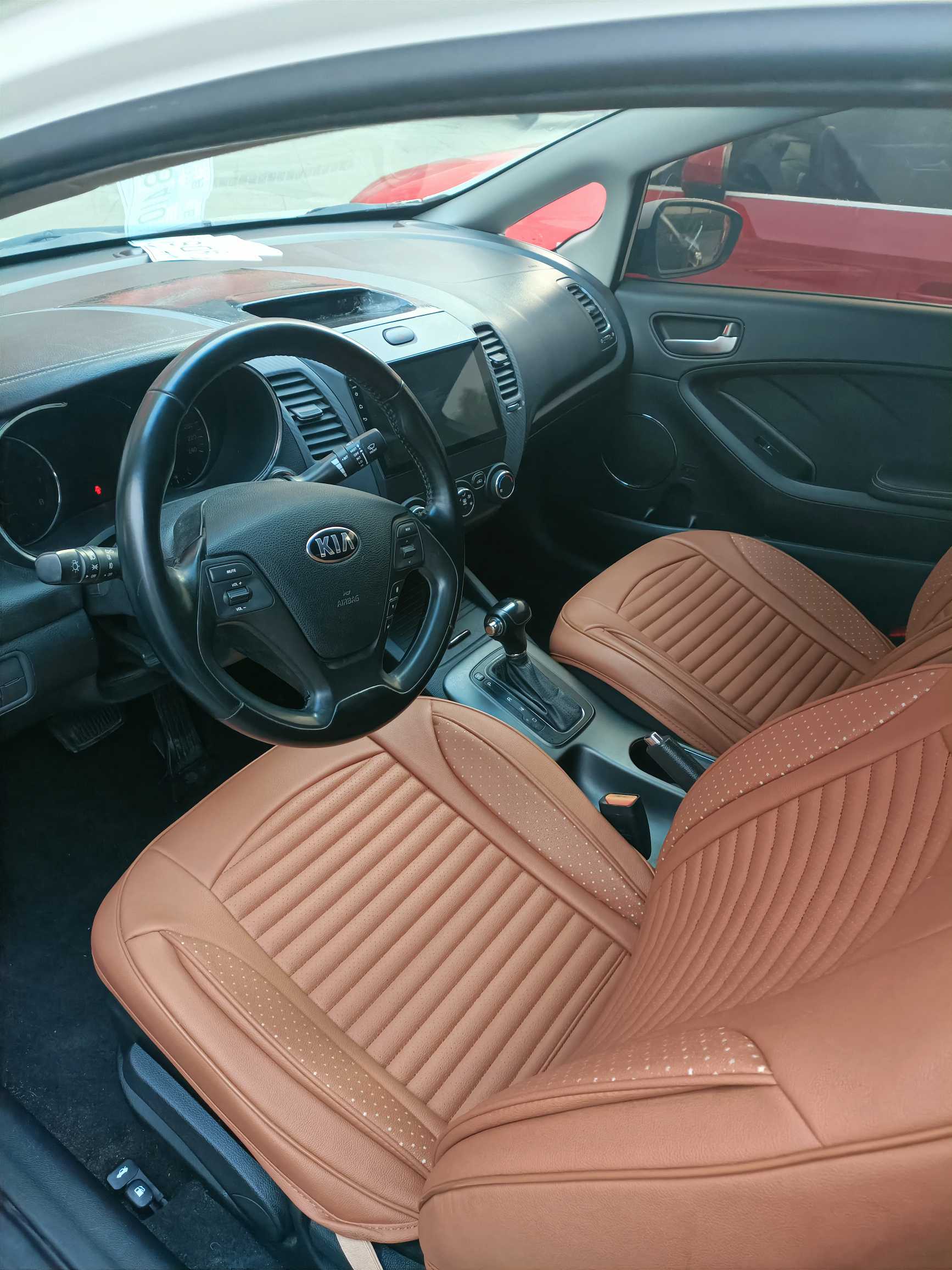 Kia K3 2015 car image #6