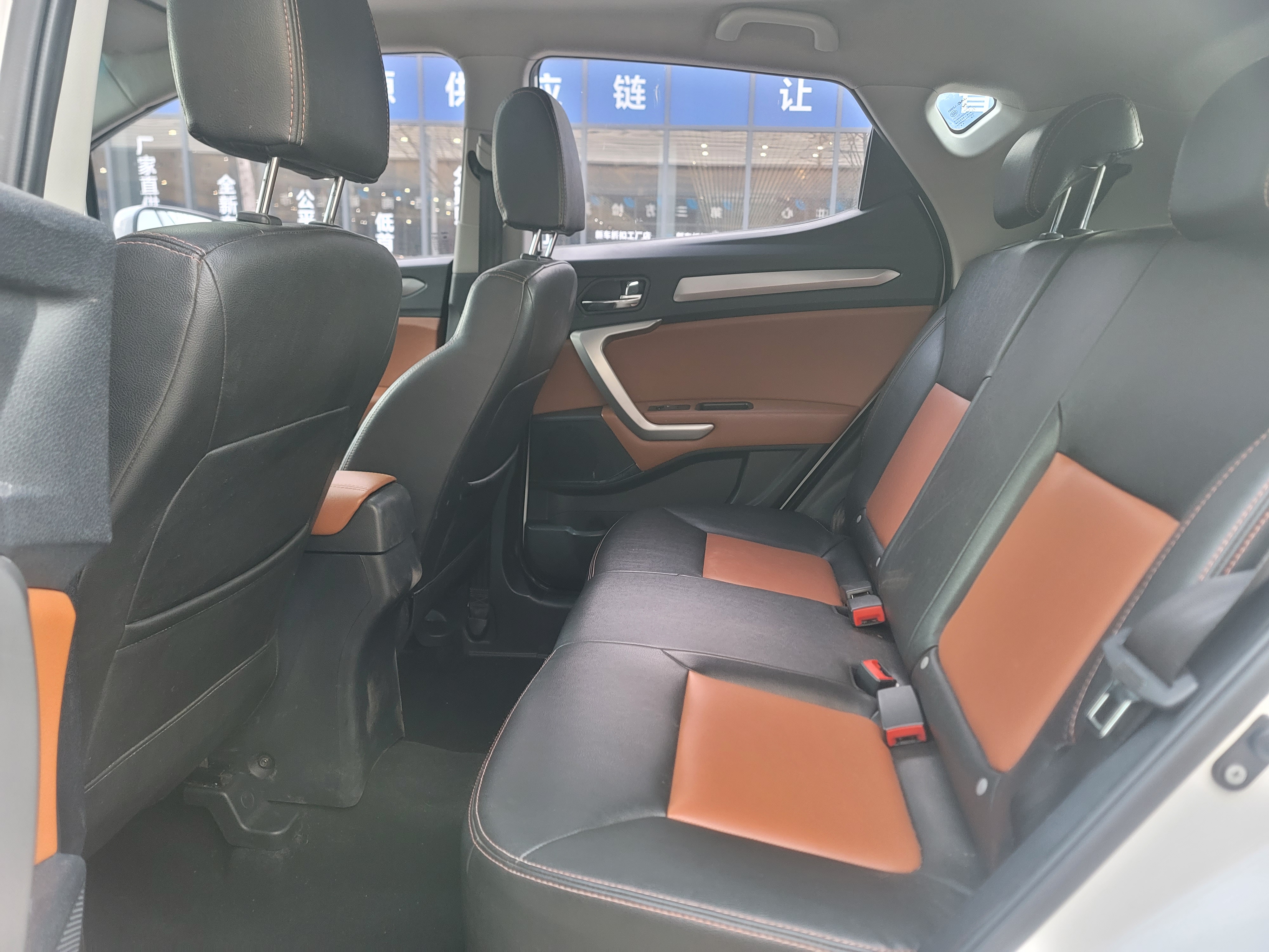 JAC 2015 #6 JAC 2015 car image #6