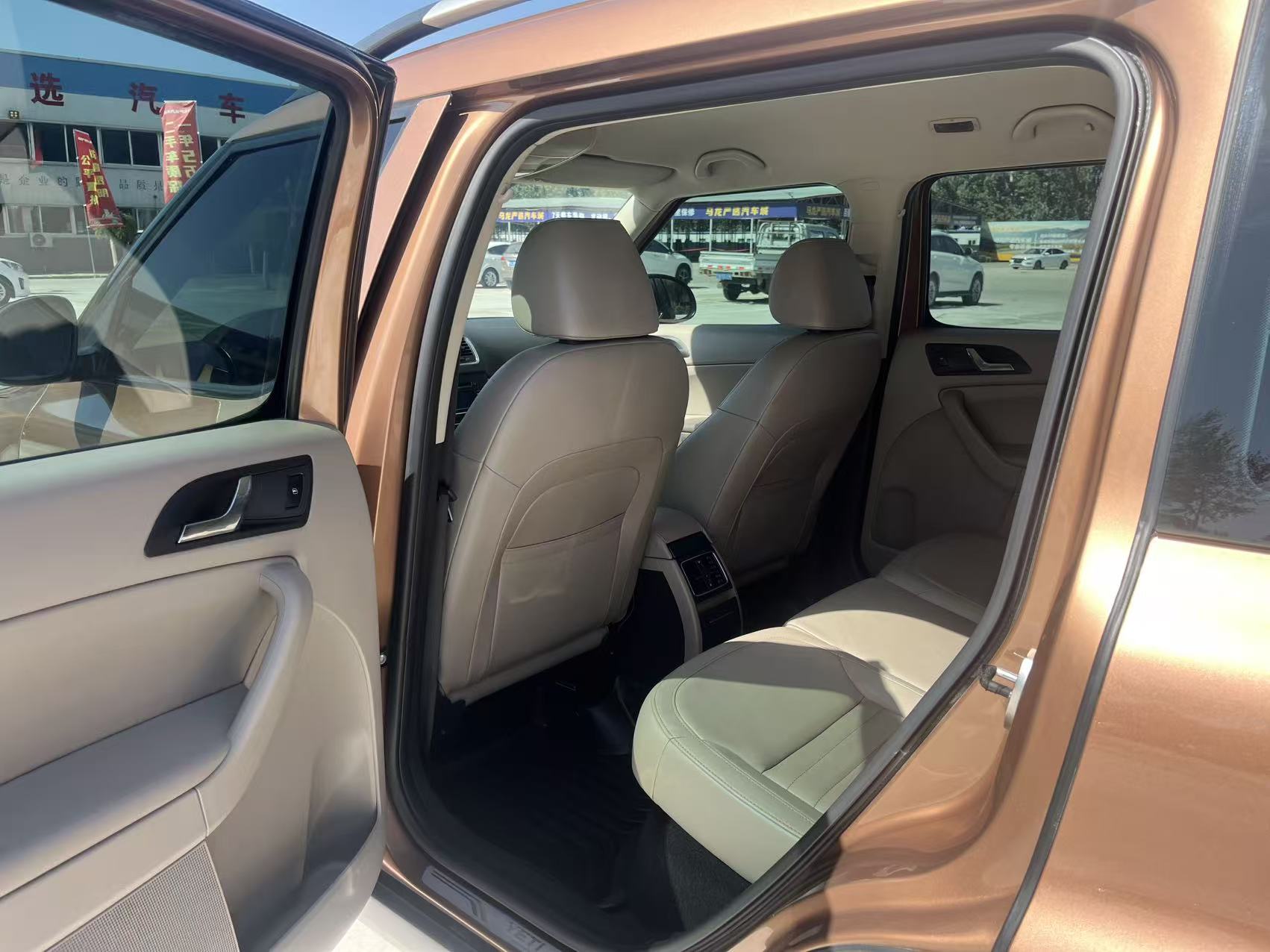 Skoda Yeti 2016 car image #6