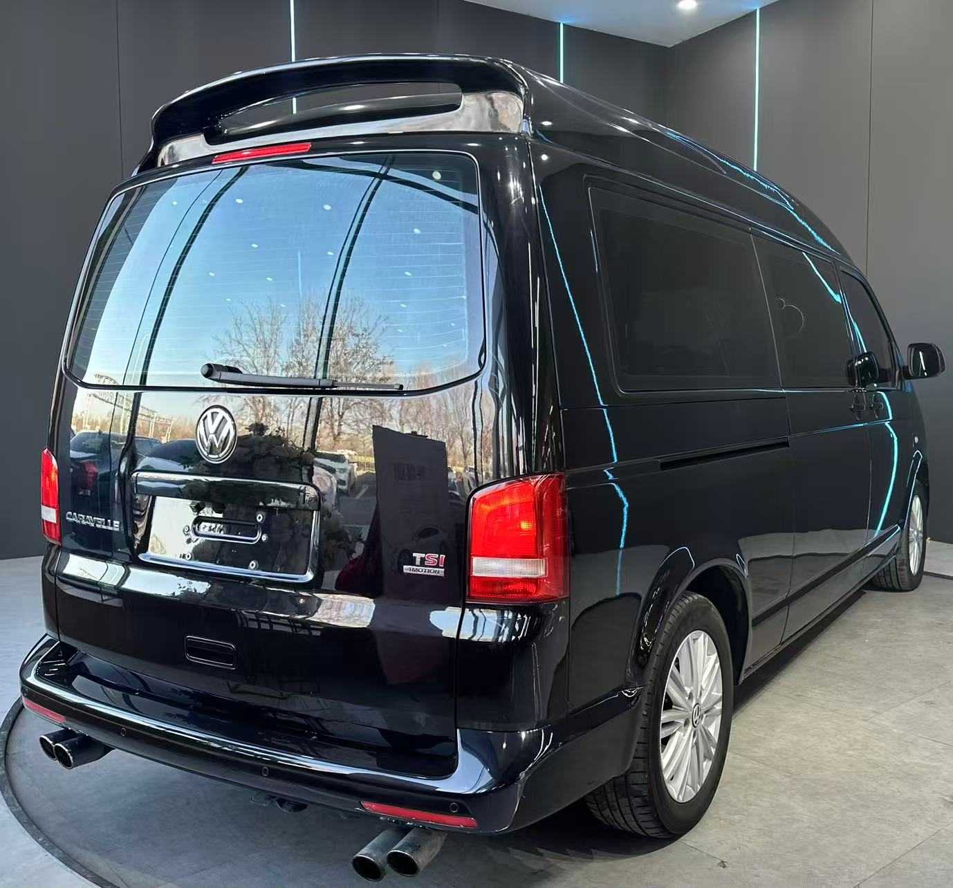 Volkswagen Caravelle 2016 car image #6