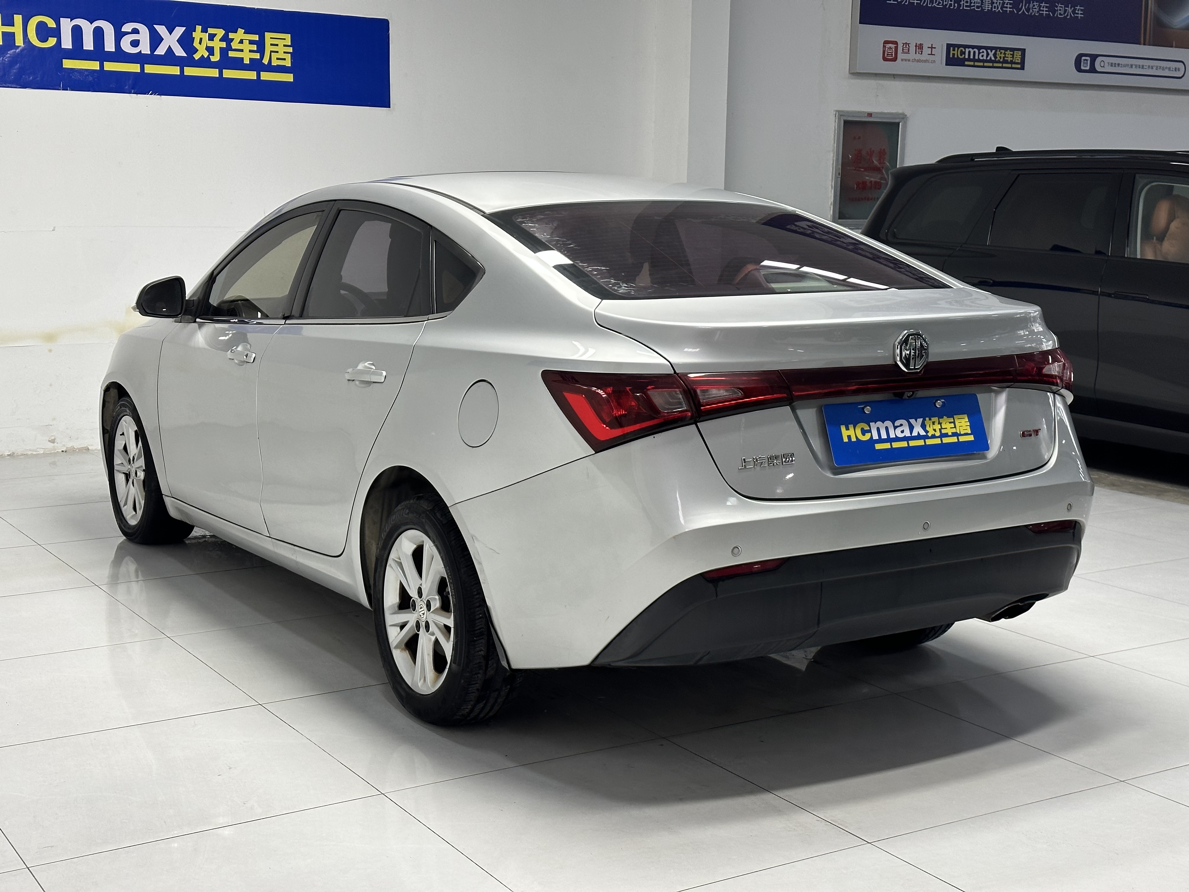 MG GT 2016 car image #6