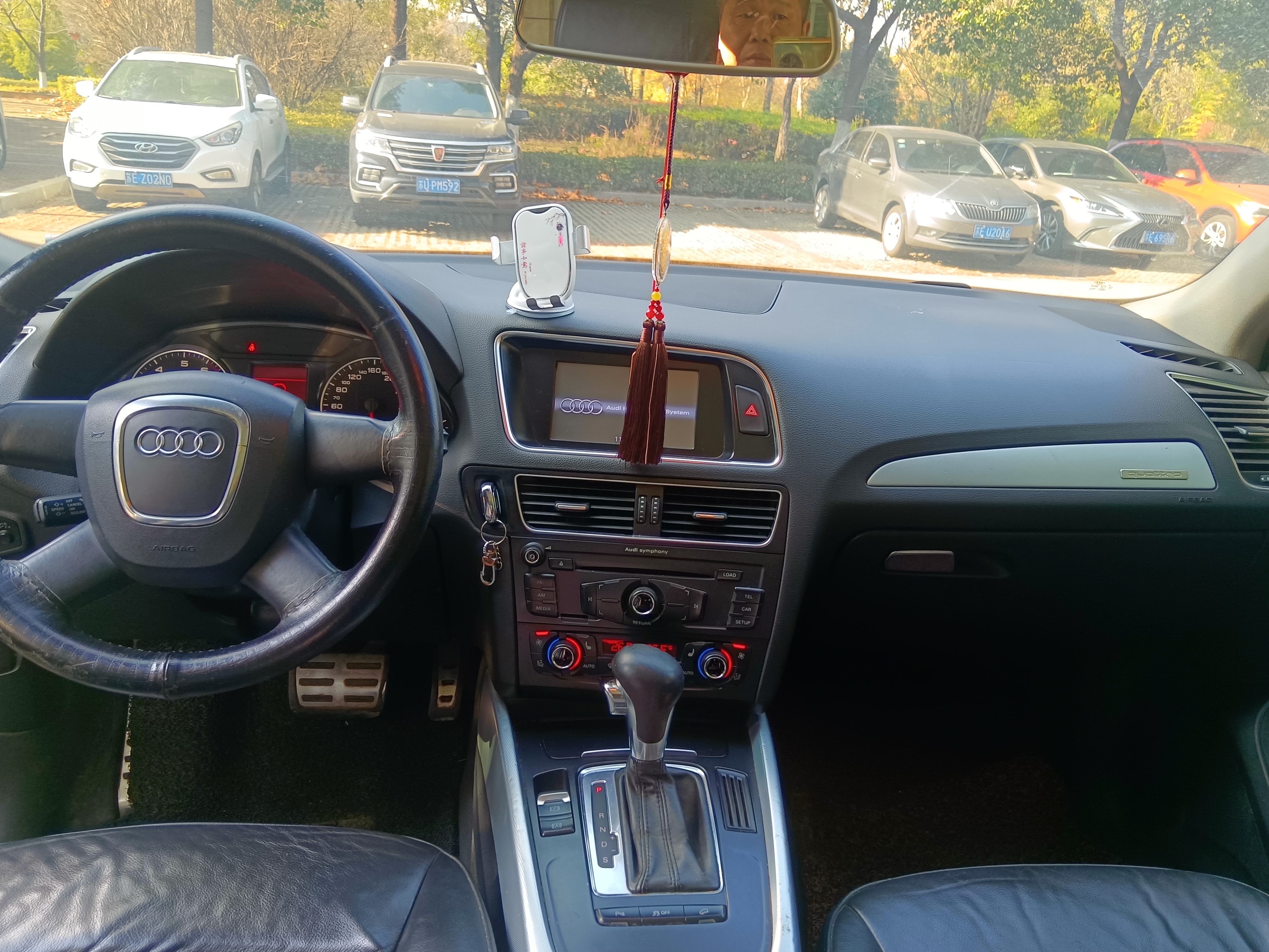 Audi Q5 2011 car image #6