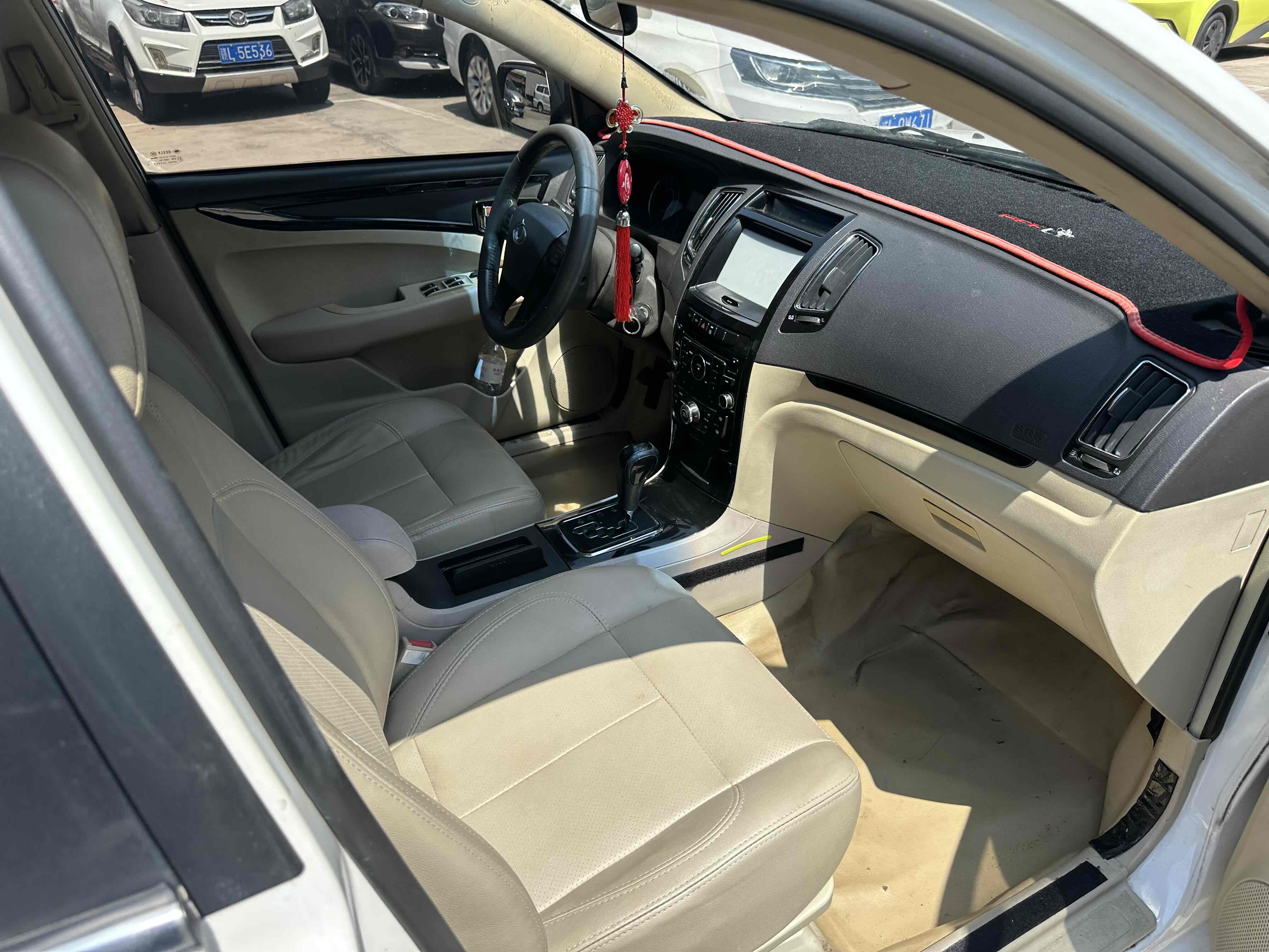 GEELY GC7 2014 car image #6