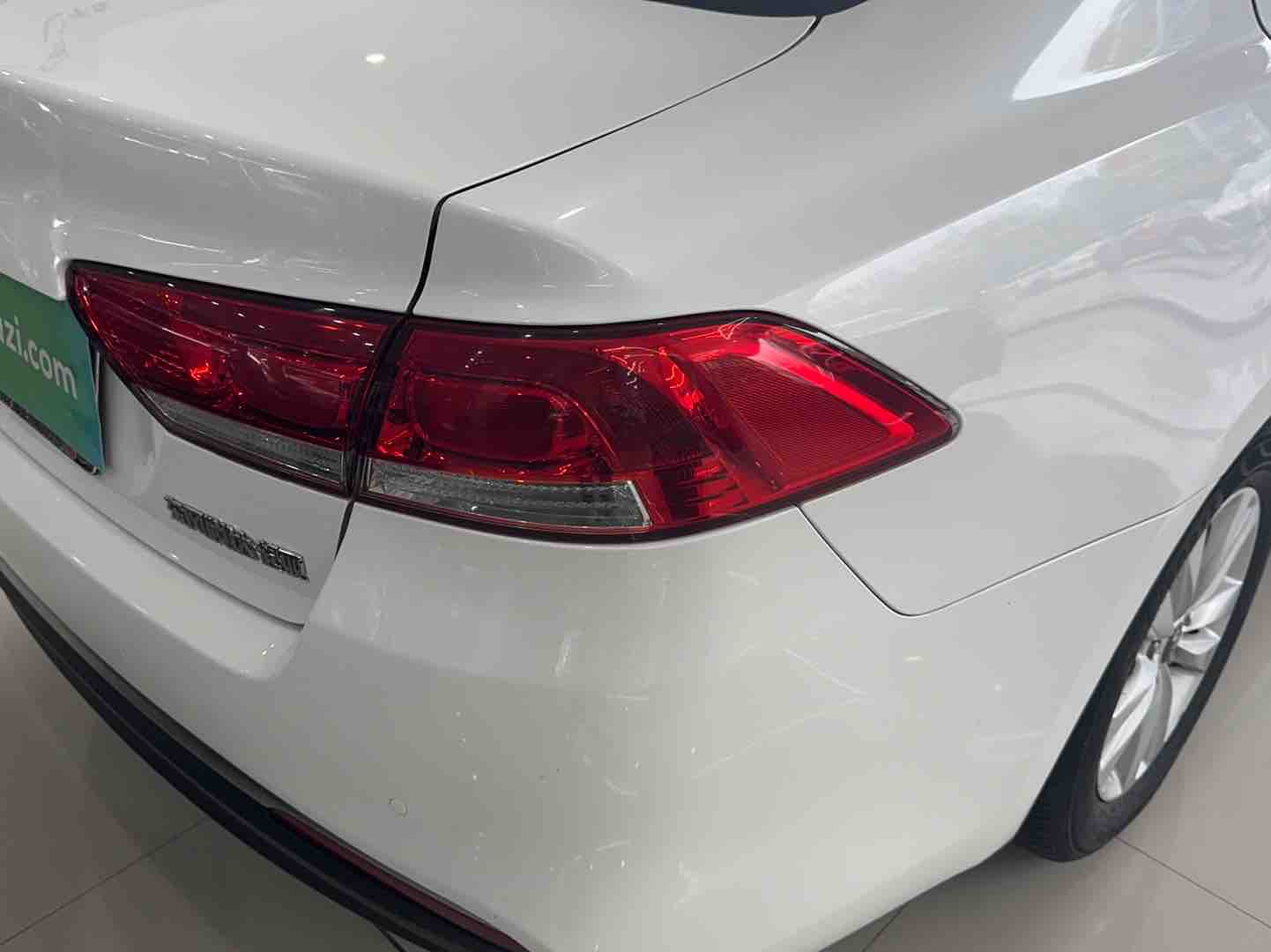 起亚 起亚K4 2015 汽车图片 #6