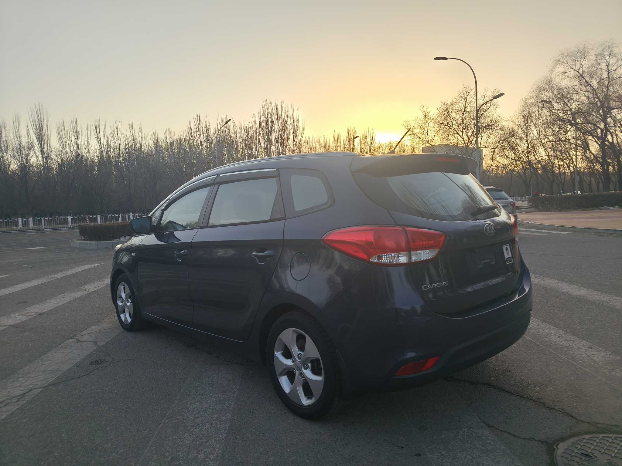 Kia Carens 2014 immagine di auto #6