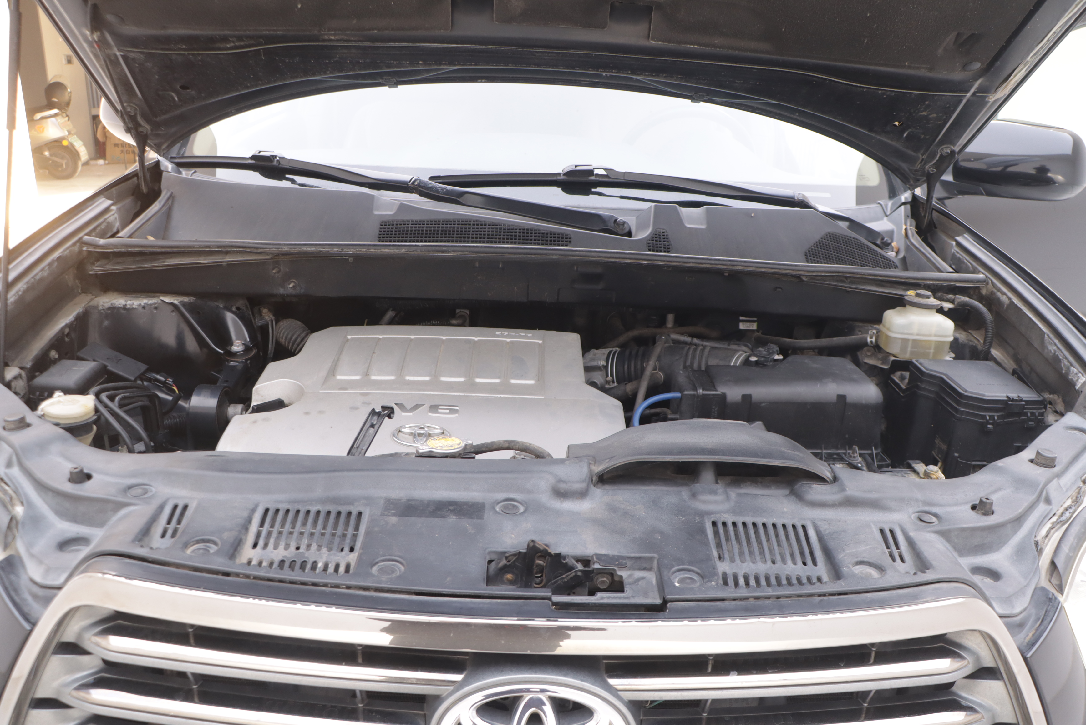 Toyota Highlander 2010 car image #6