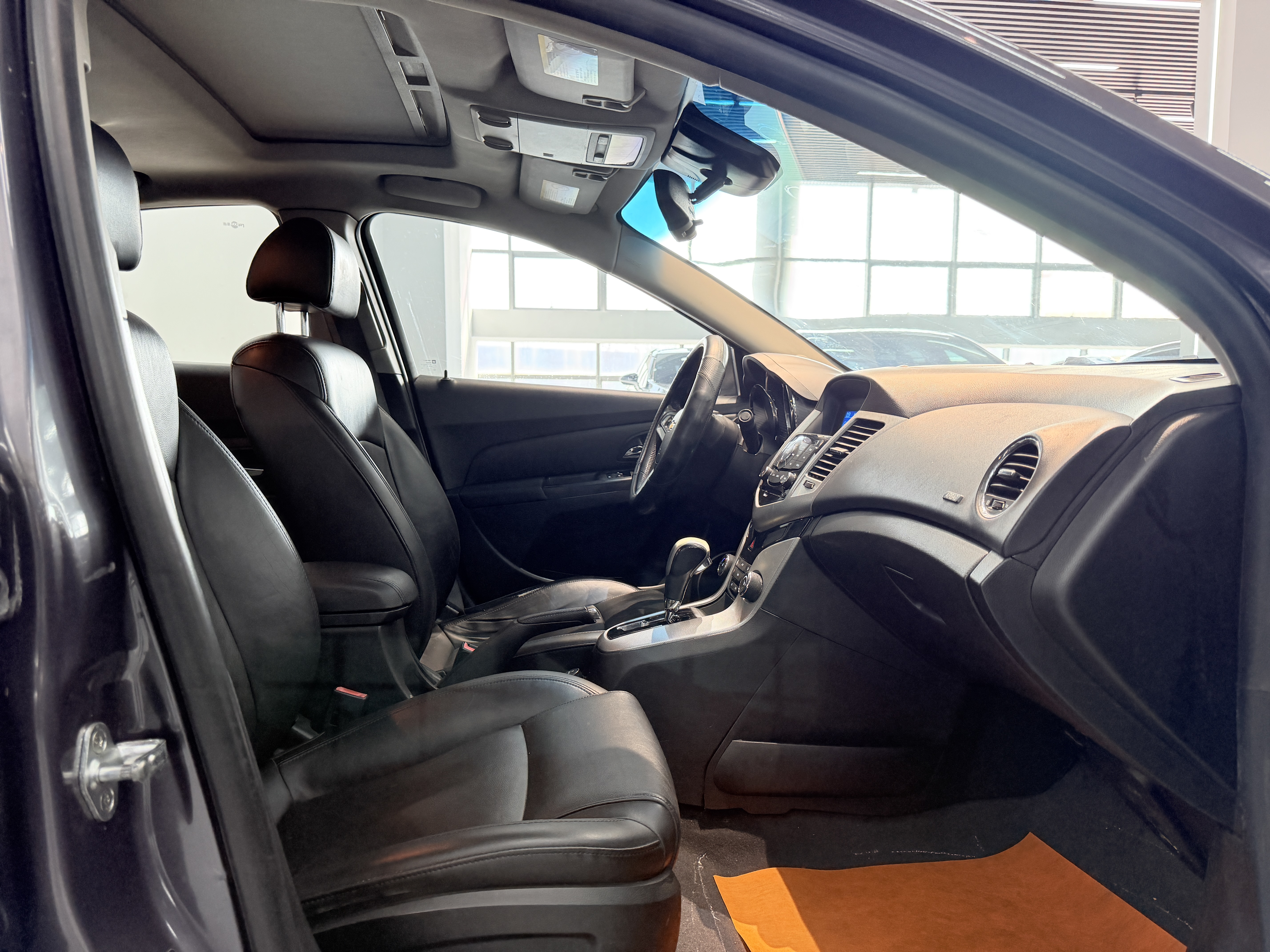 Chevrolet Cruze 2012 immagine di auto #6