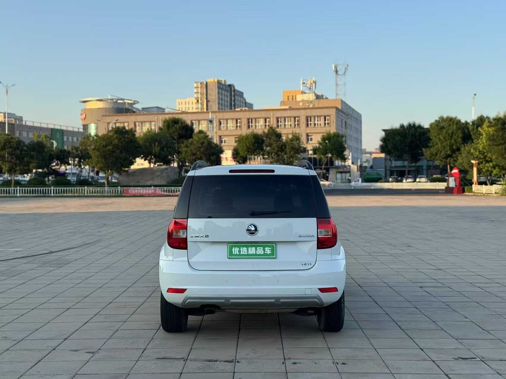 Skoda Yeti 2015 car image #6