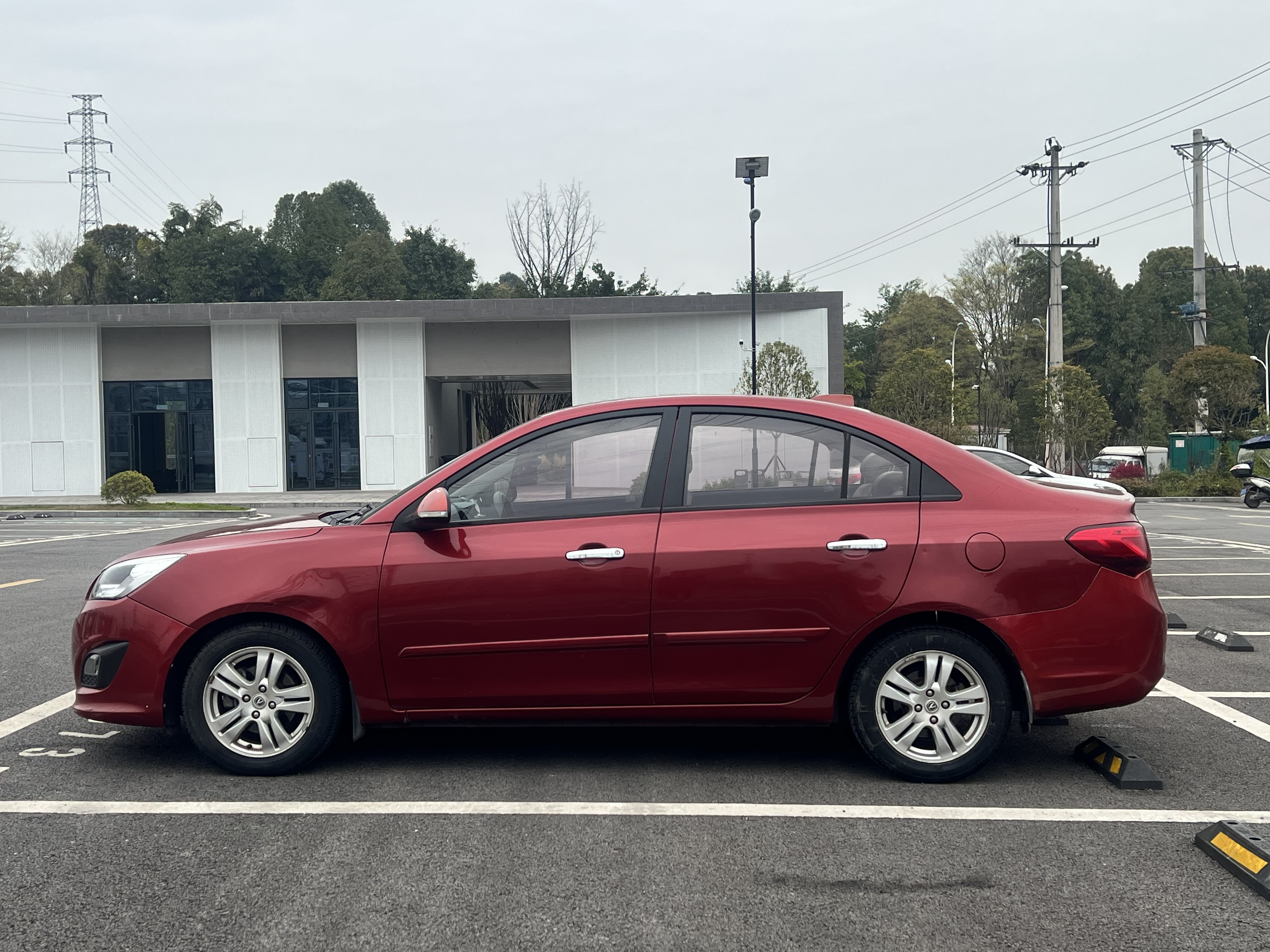 Changan Alsvin V5 2013 #6 Changan Alsvin V5 2013 car image #6