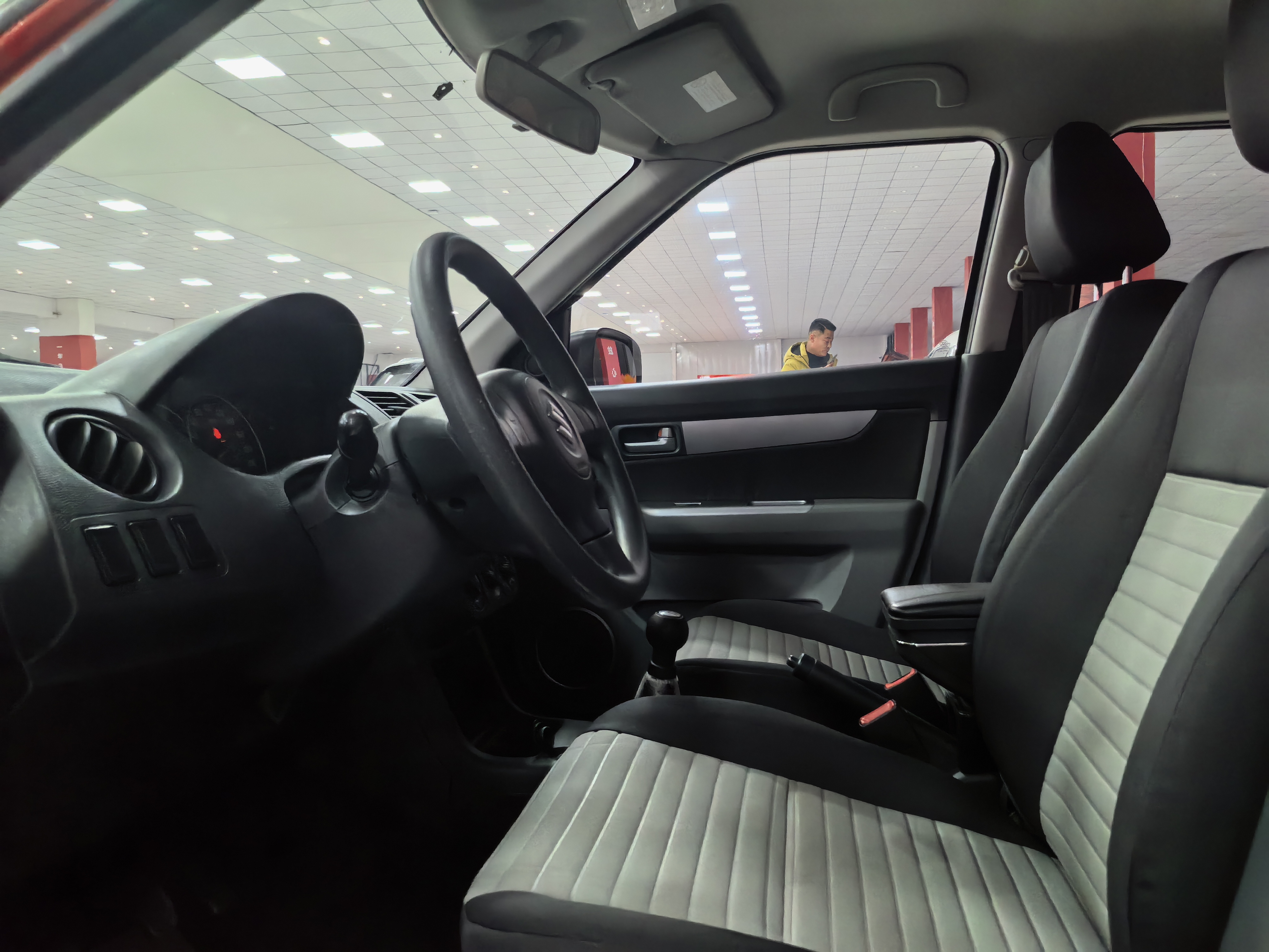 铃木 雨燕 2015 汽车图片 #6