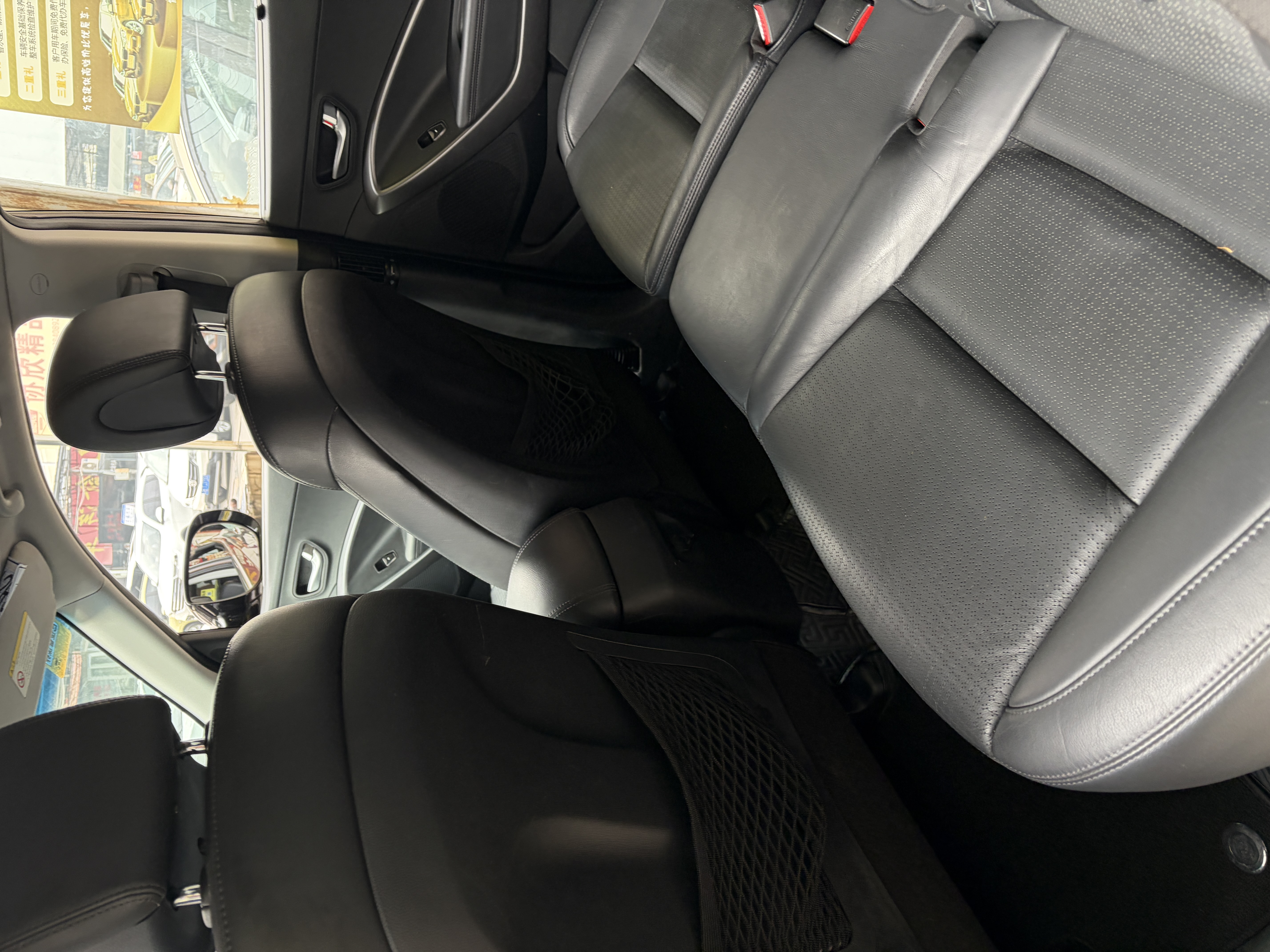 Hyundai Santa Fe 2013 car image #6