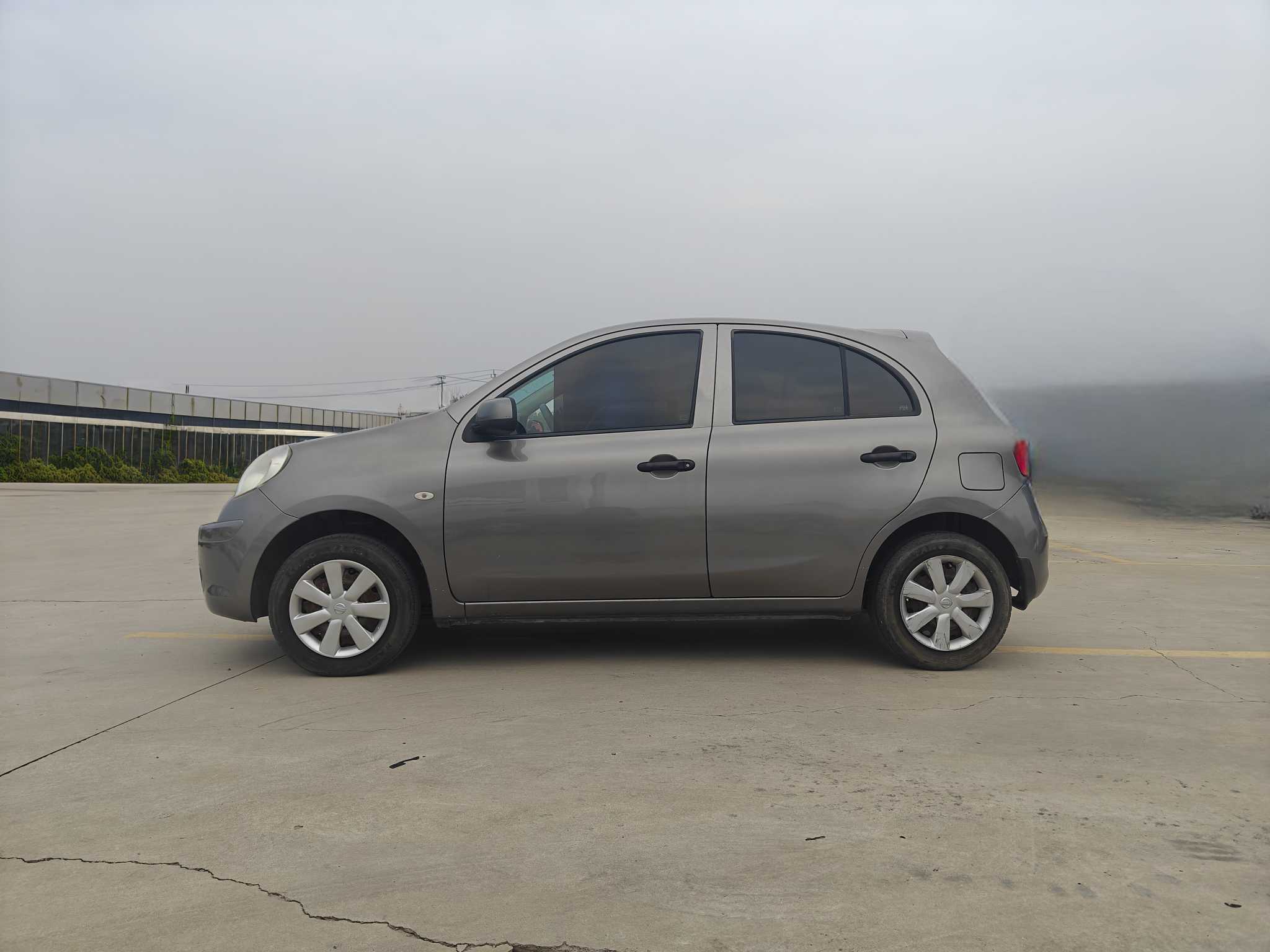 日产 玛驰 2012 汽车图片 #6