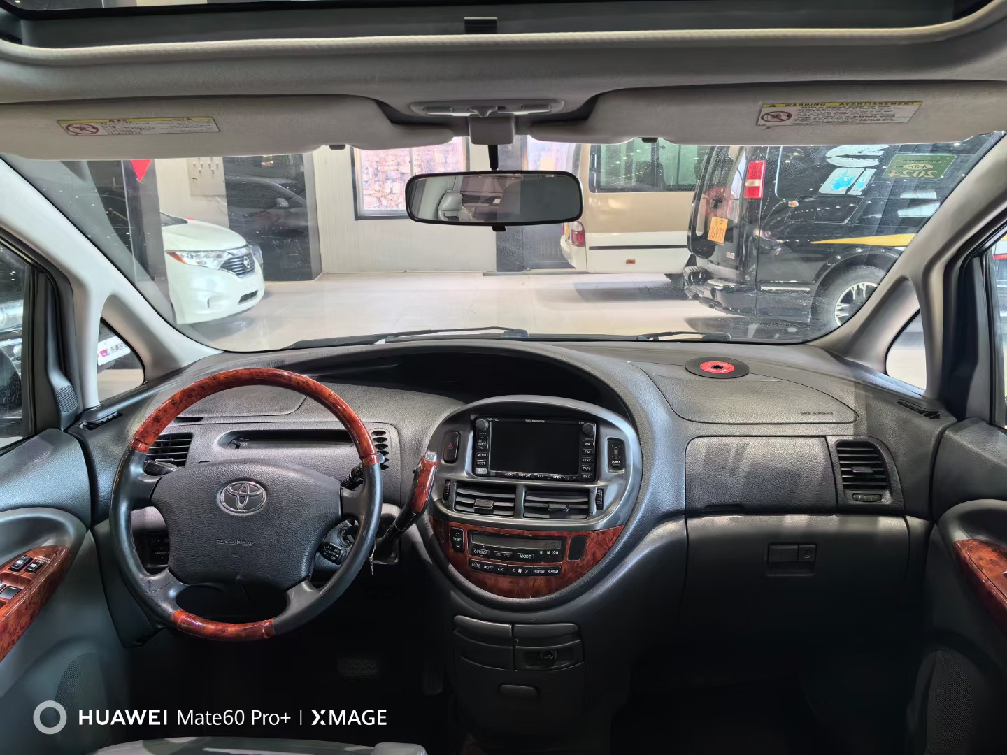 Toyota Previa 2004 car image #6