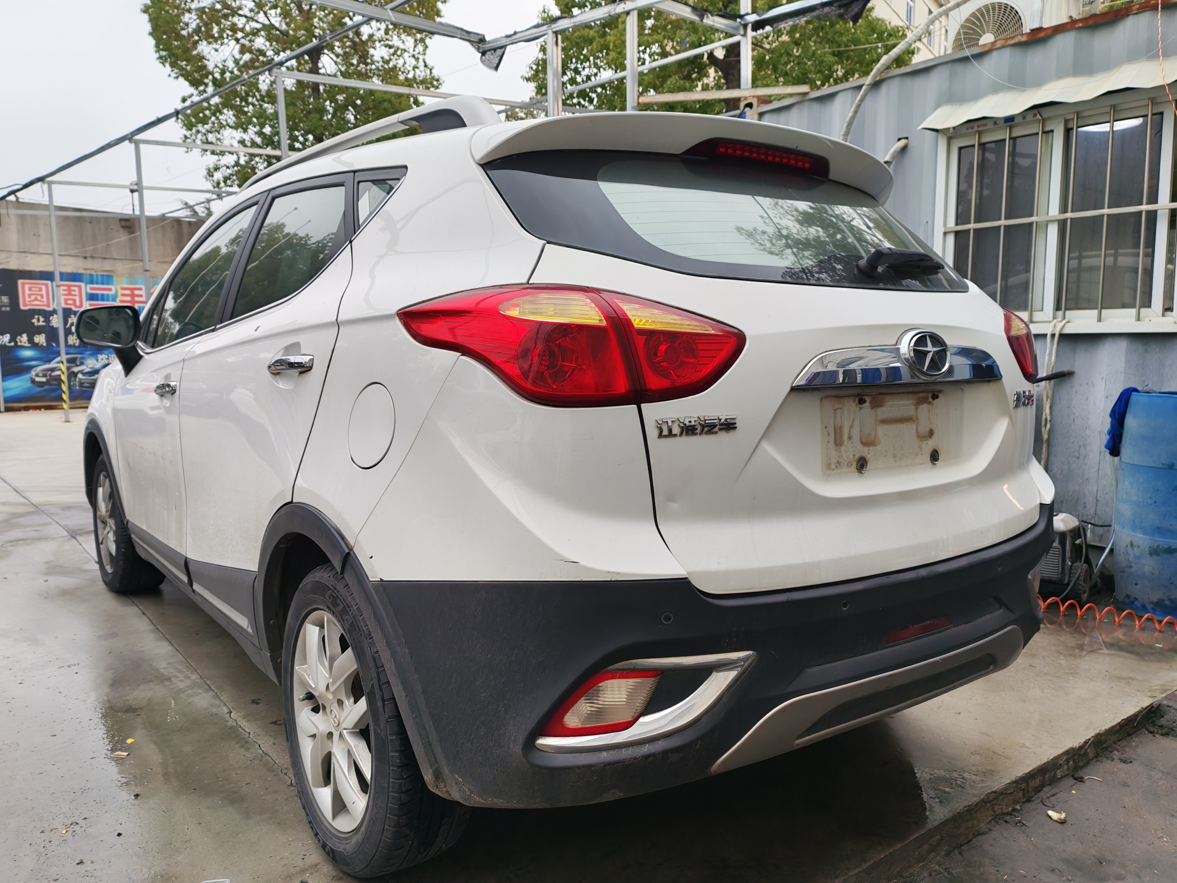 JAC 2014 #6 JAC 2014 car image #6