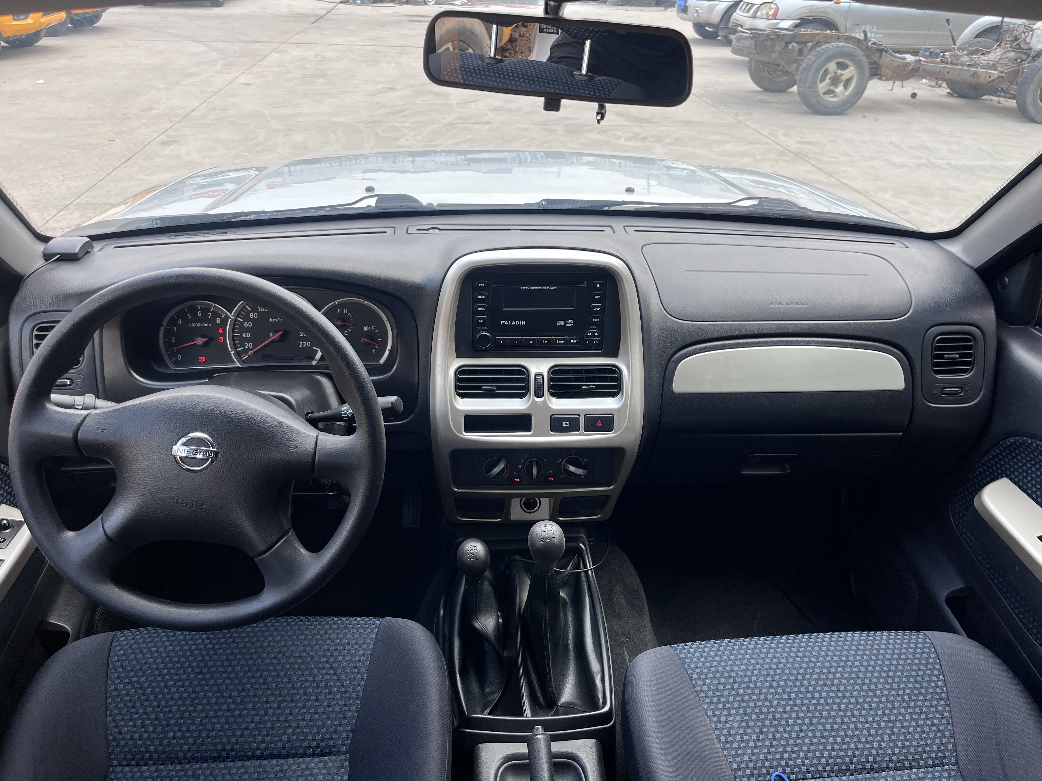 日产 日产帕拉丁 2016 汽车图片 #6