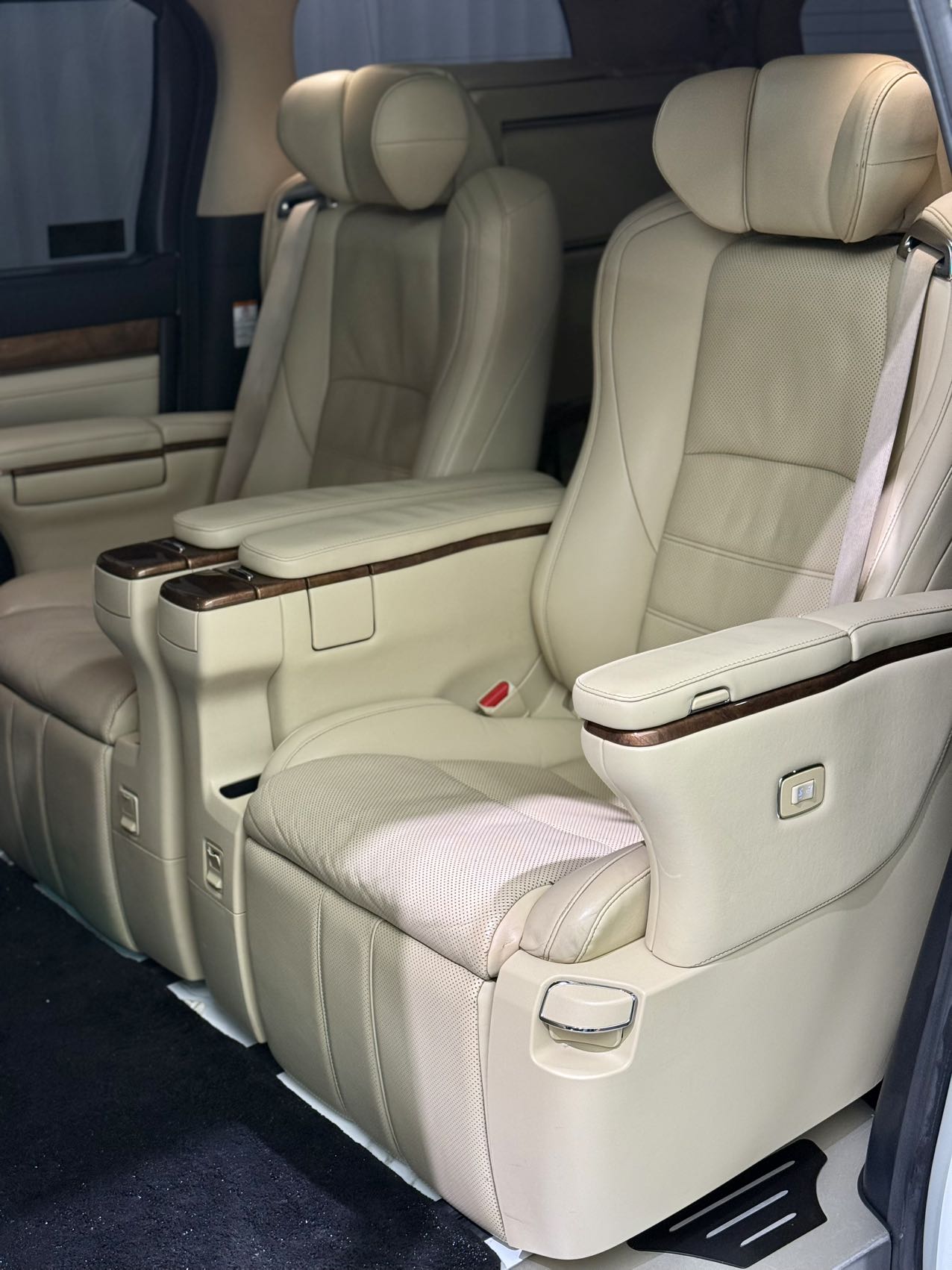 Toyota Alphard 2015 immagine di auto #6