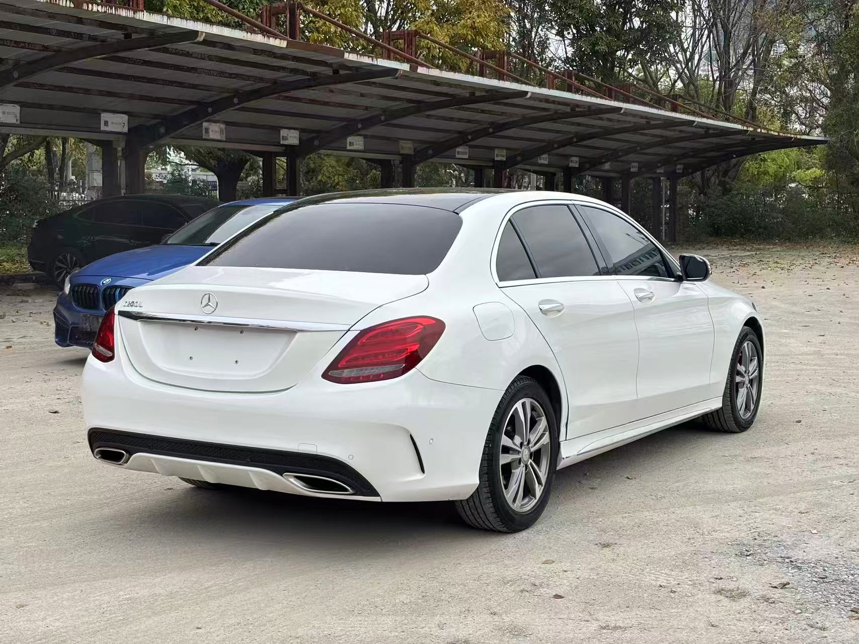 Mercedes-Benz C Class 2016 car image #6