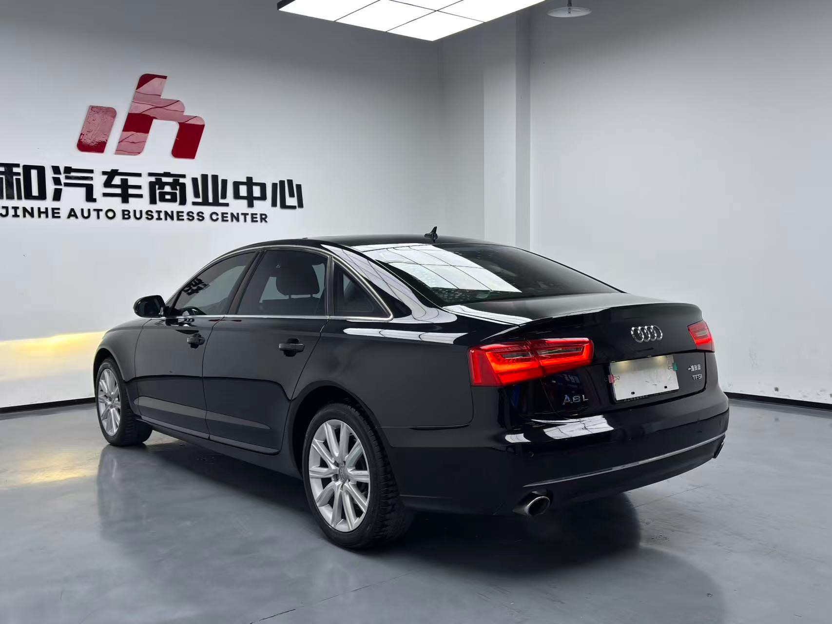 Audi A6L 2016 car image #6