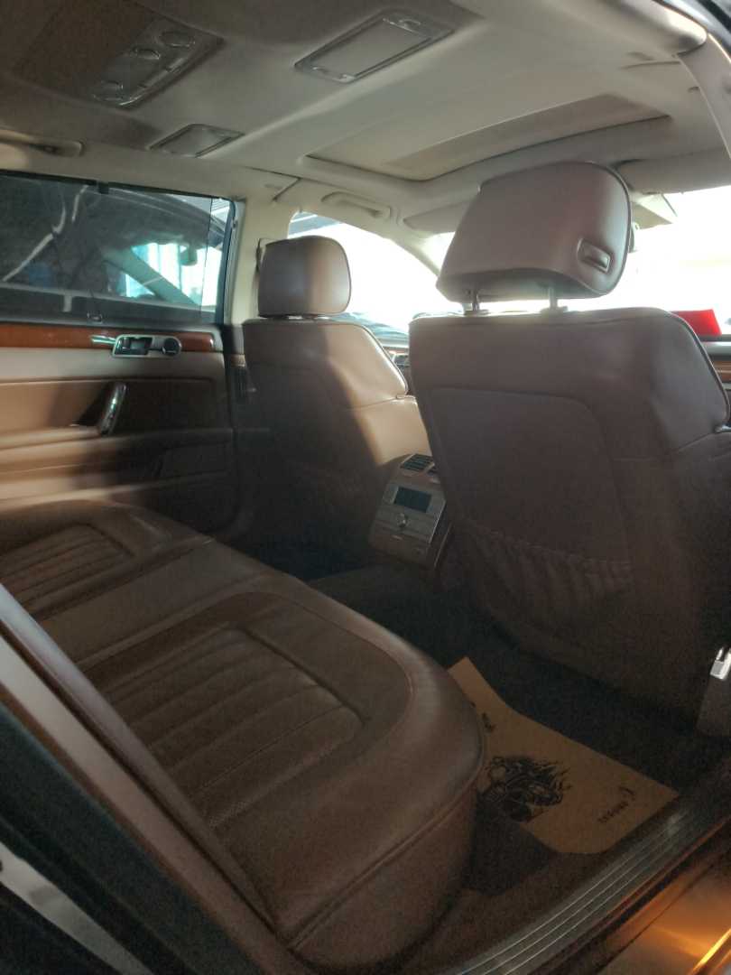 Volkswagen Pheaton 2012 immagine di auto #6