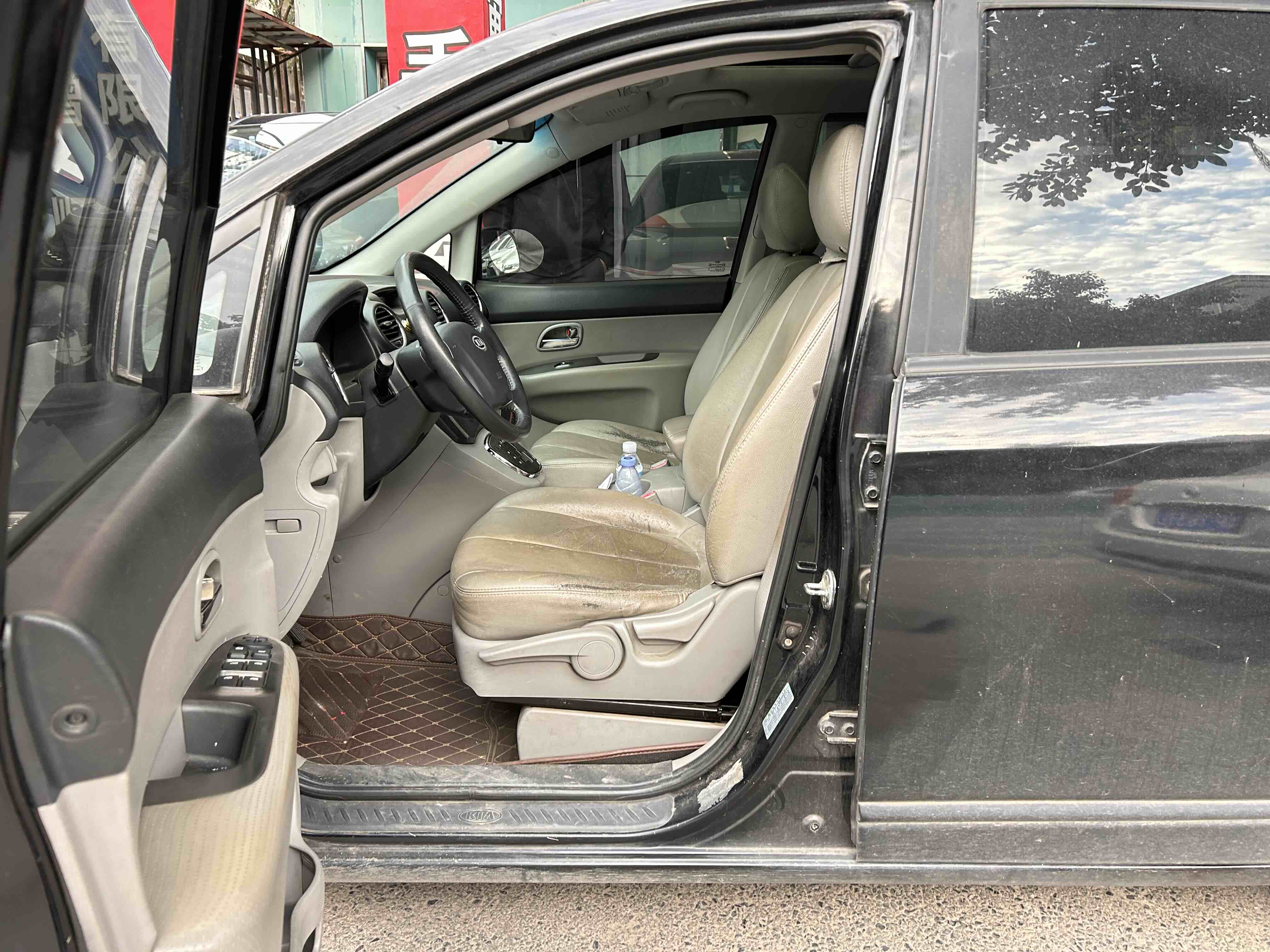 起亚 佳乐 2010 汽车图片 #6