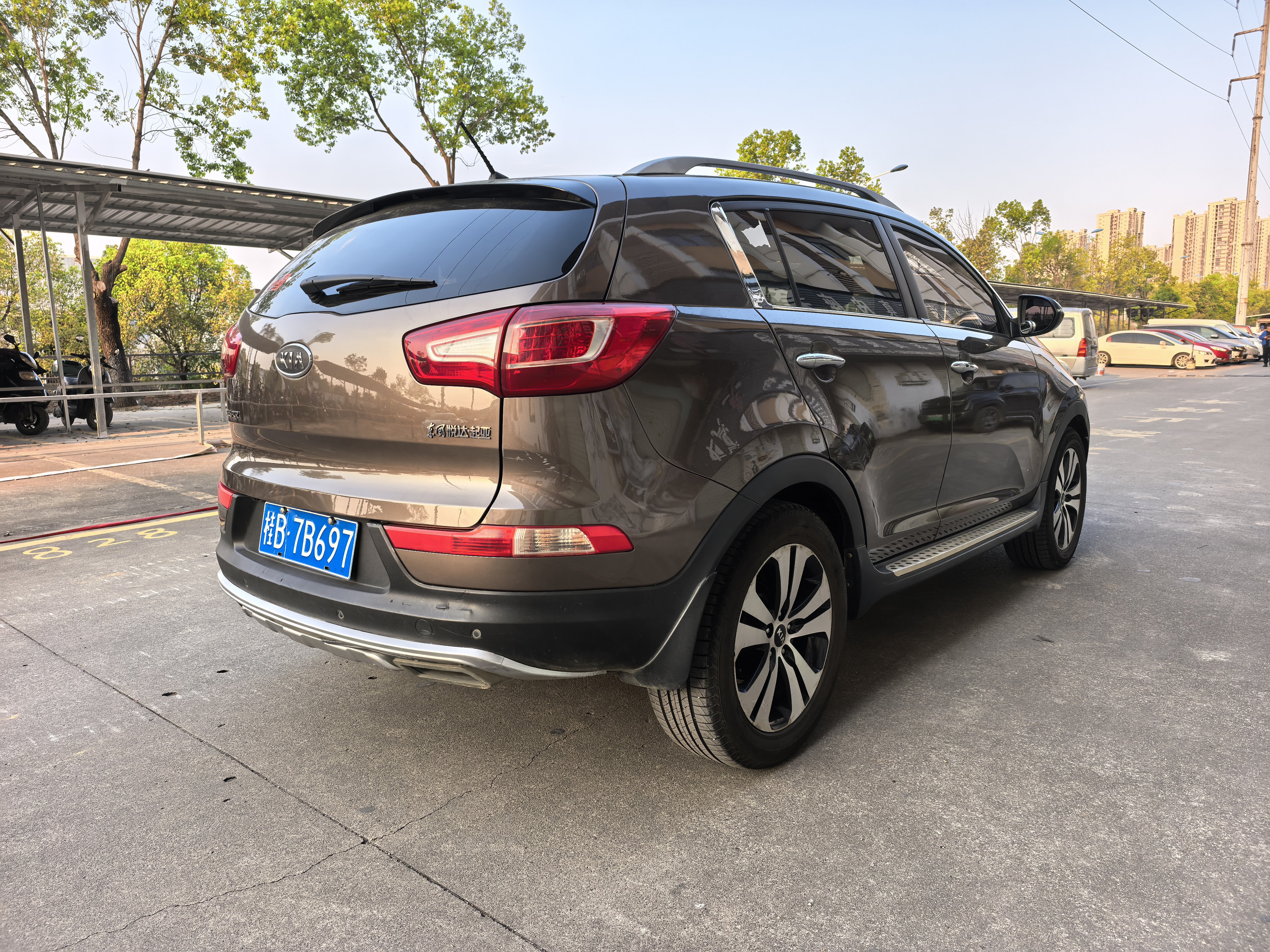 Kia Sportage R 2011 car image #6