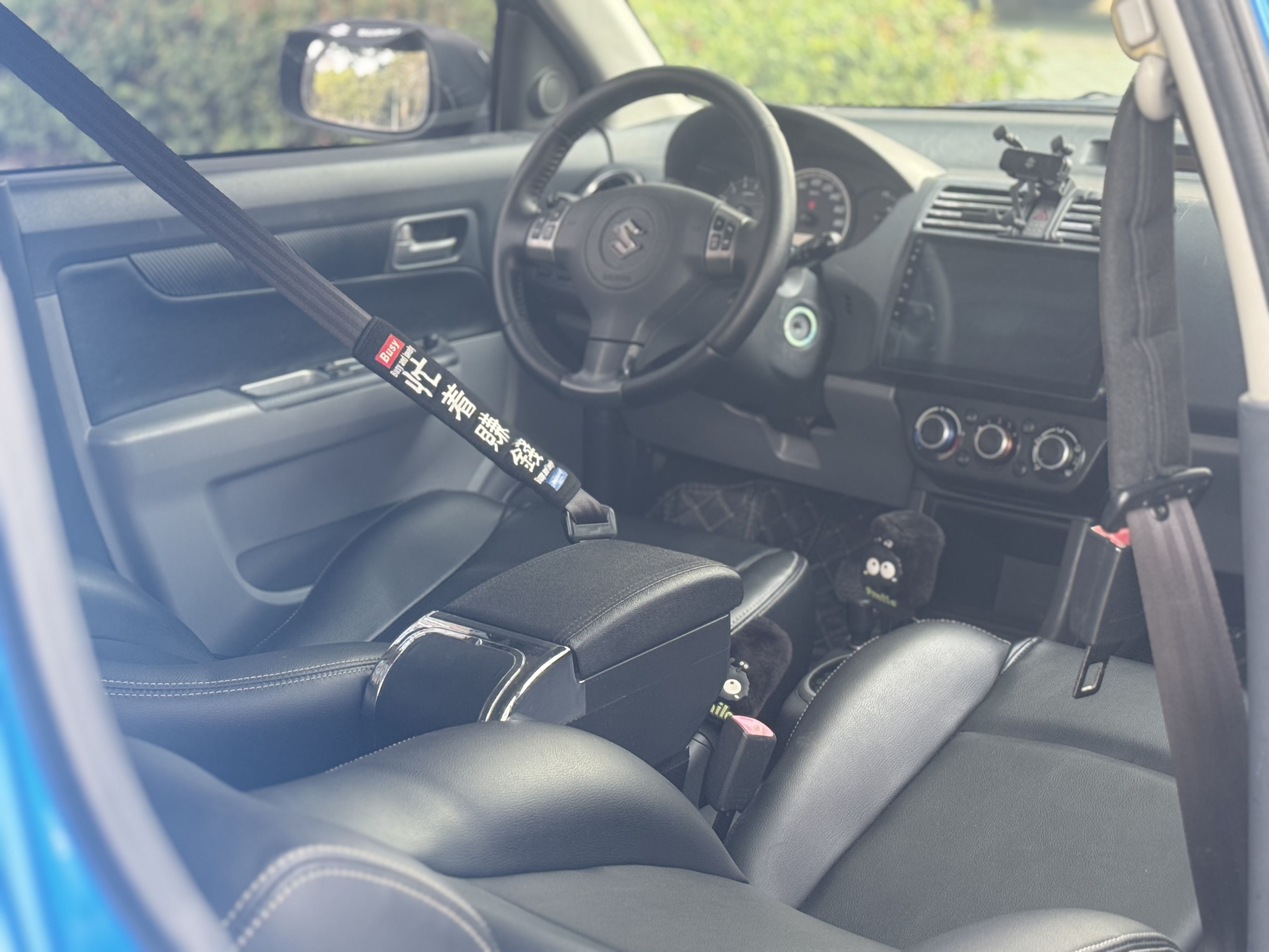 铃木 雨燕 2011 汽车图片 #6