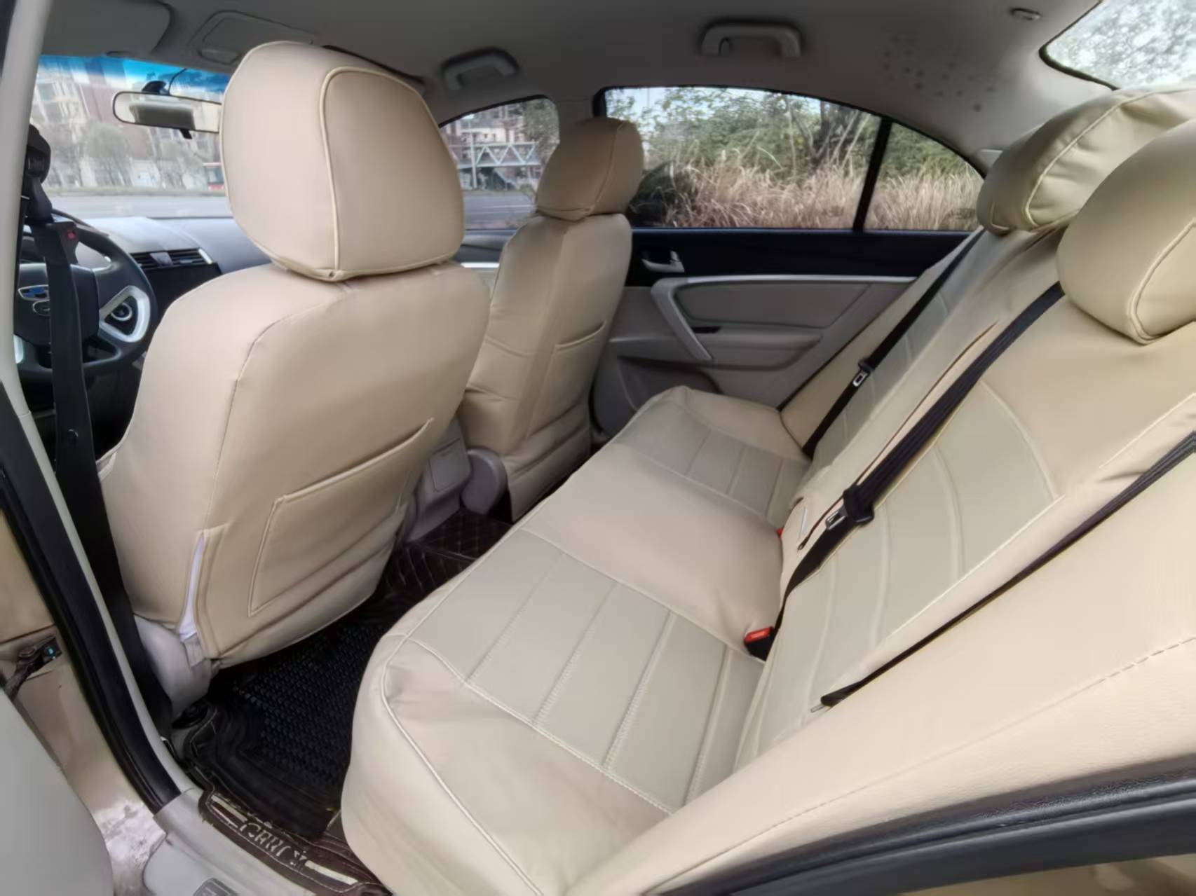 Emgrand 2015 #6 Emgrand 2015 car image #6