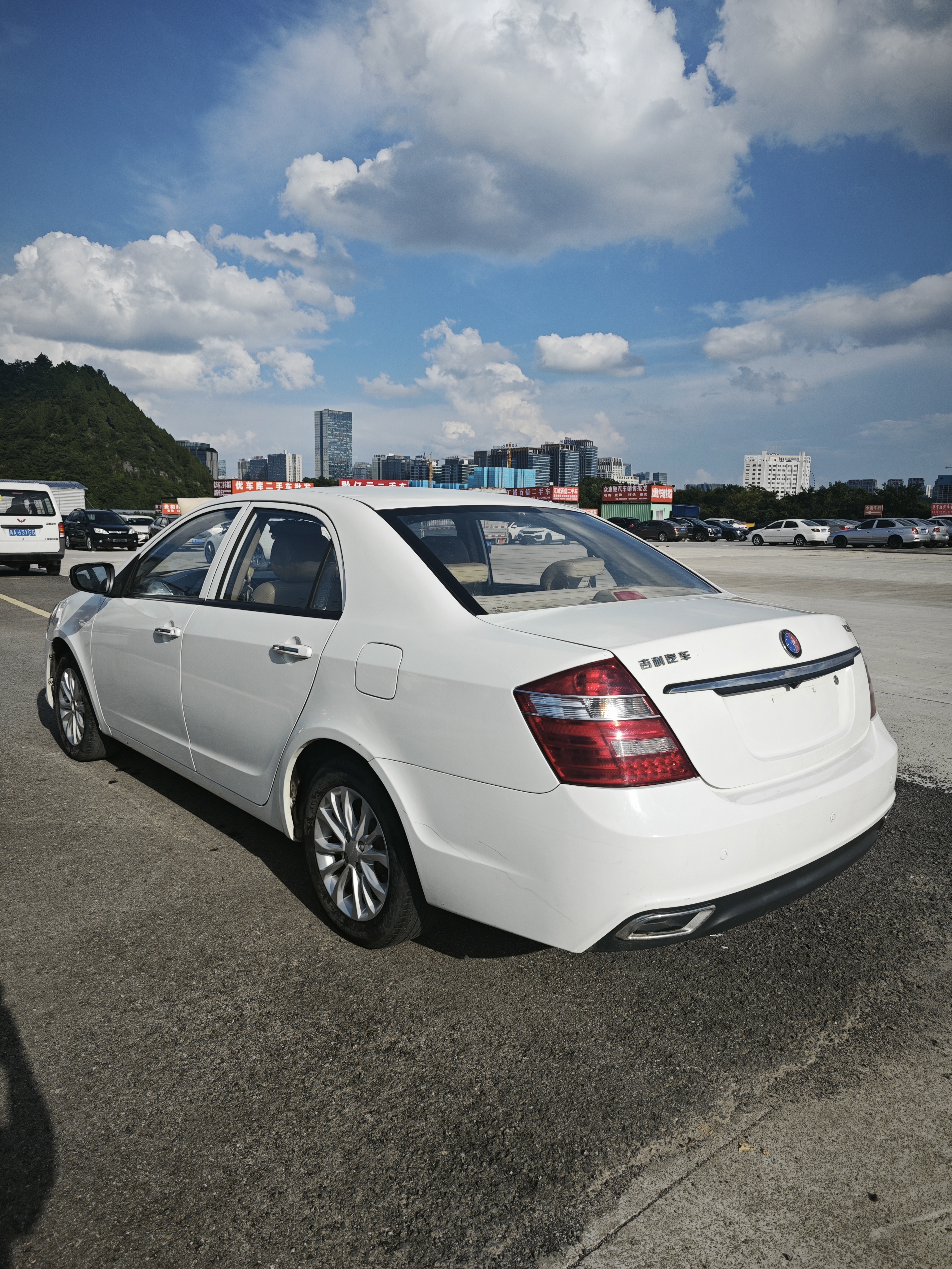GEELY Seascape 2016 car image #6