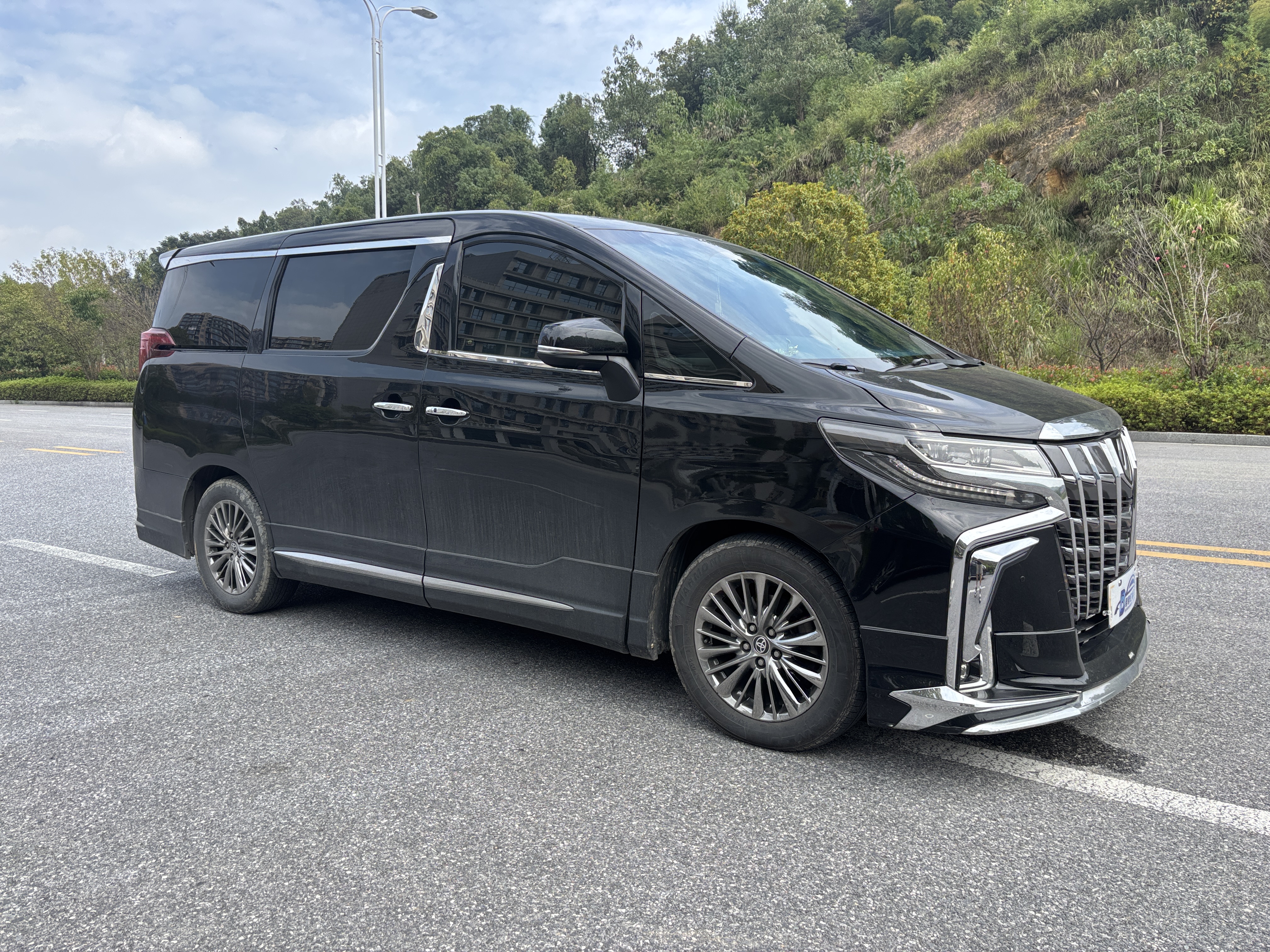 丰田 埃尔法 2011 汽车图片 #6