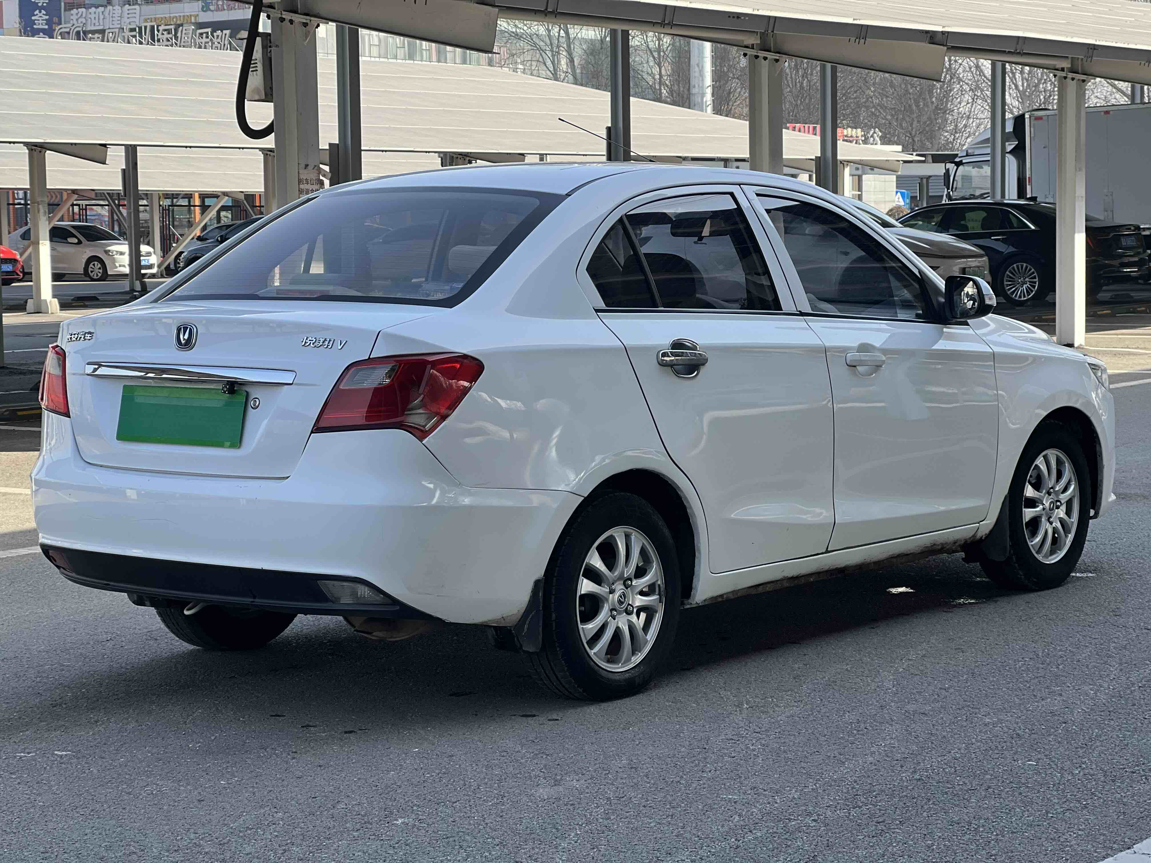 Changan Alsvin V3 2016 car image #6