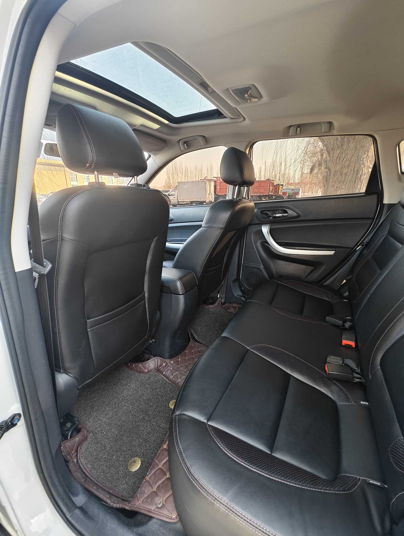 Changan CS35 2015 car image #6